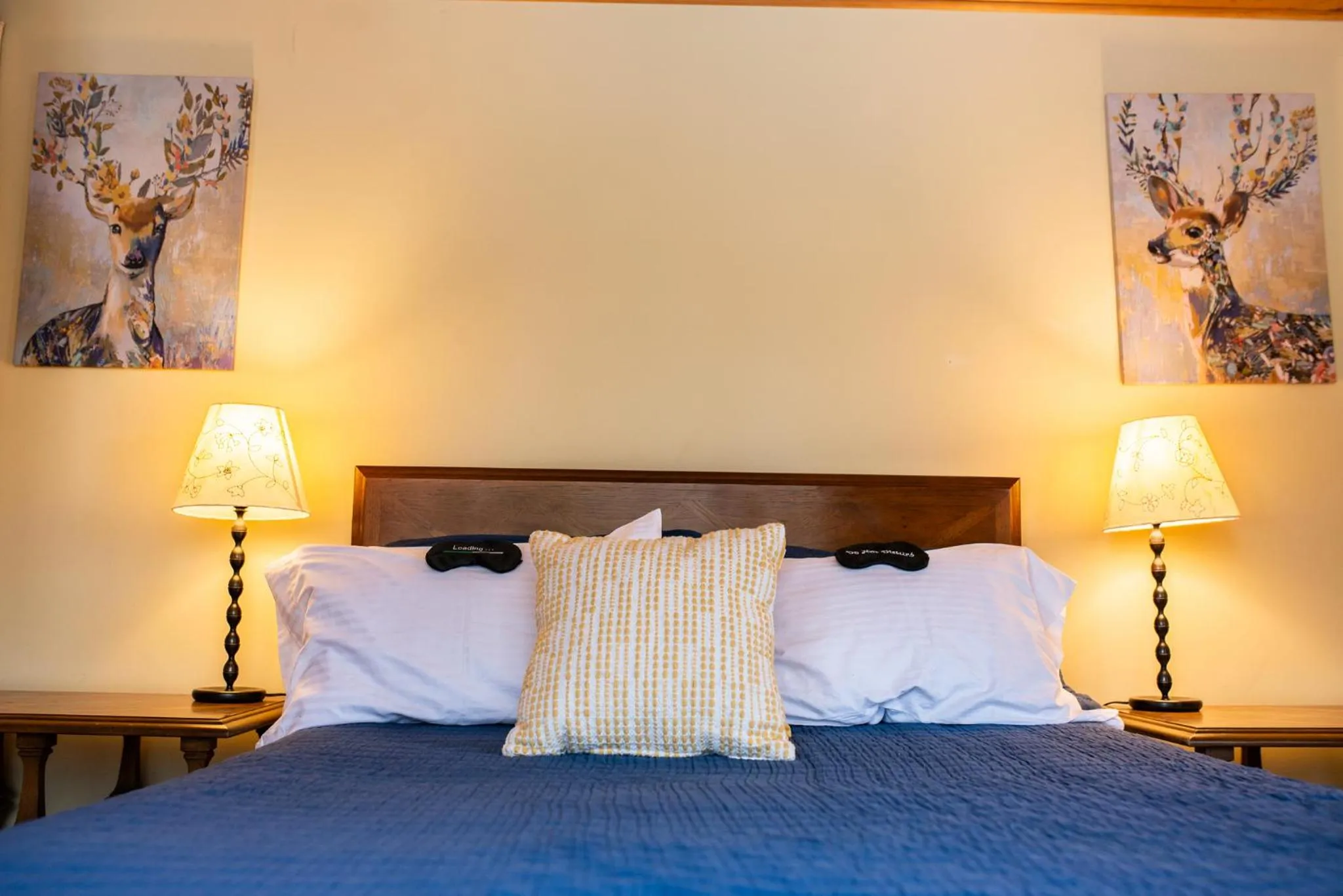 Bed in Myers Cave Resort