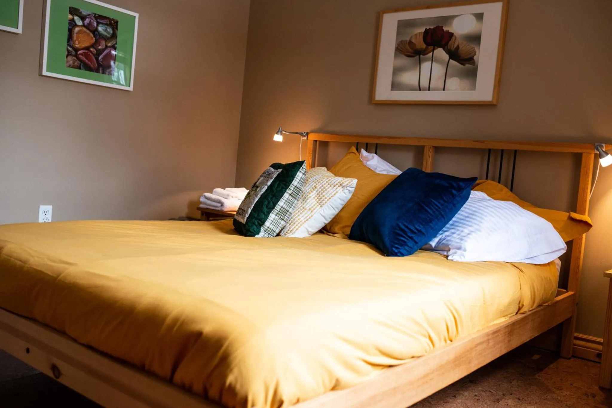 Bed in Myers Cave Resort