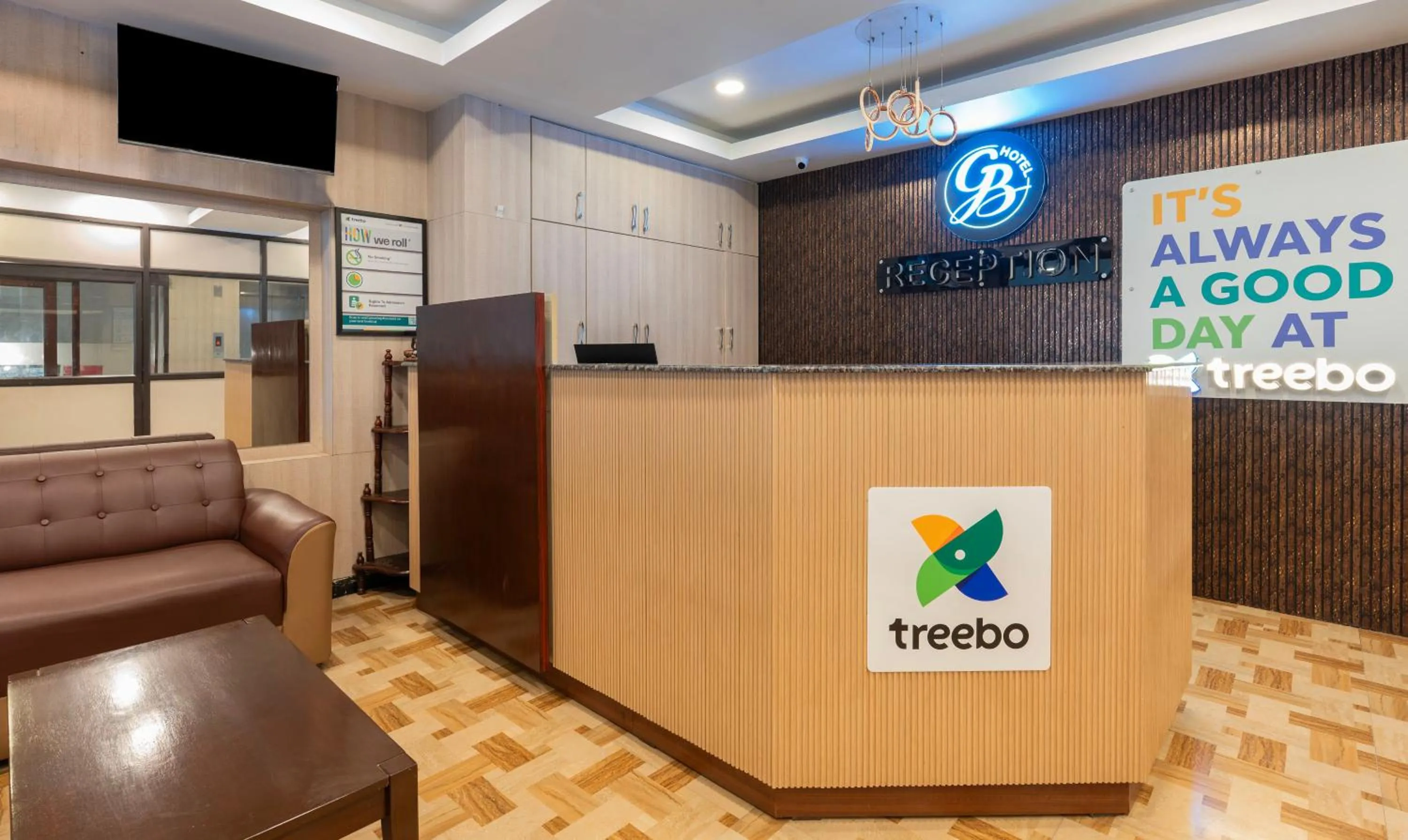 Lobby or reception in Hotel Golden Bliss