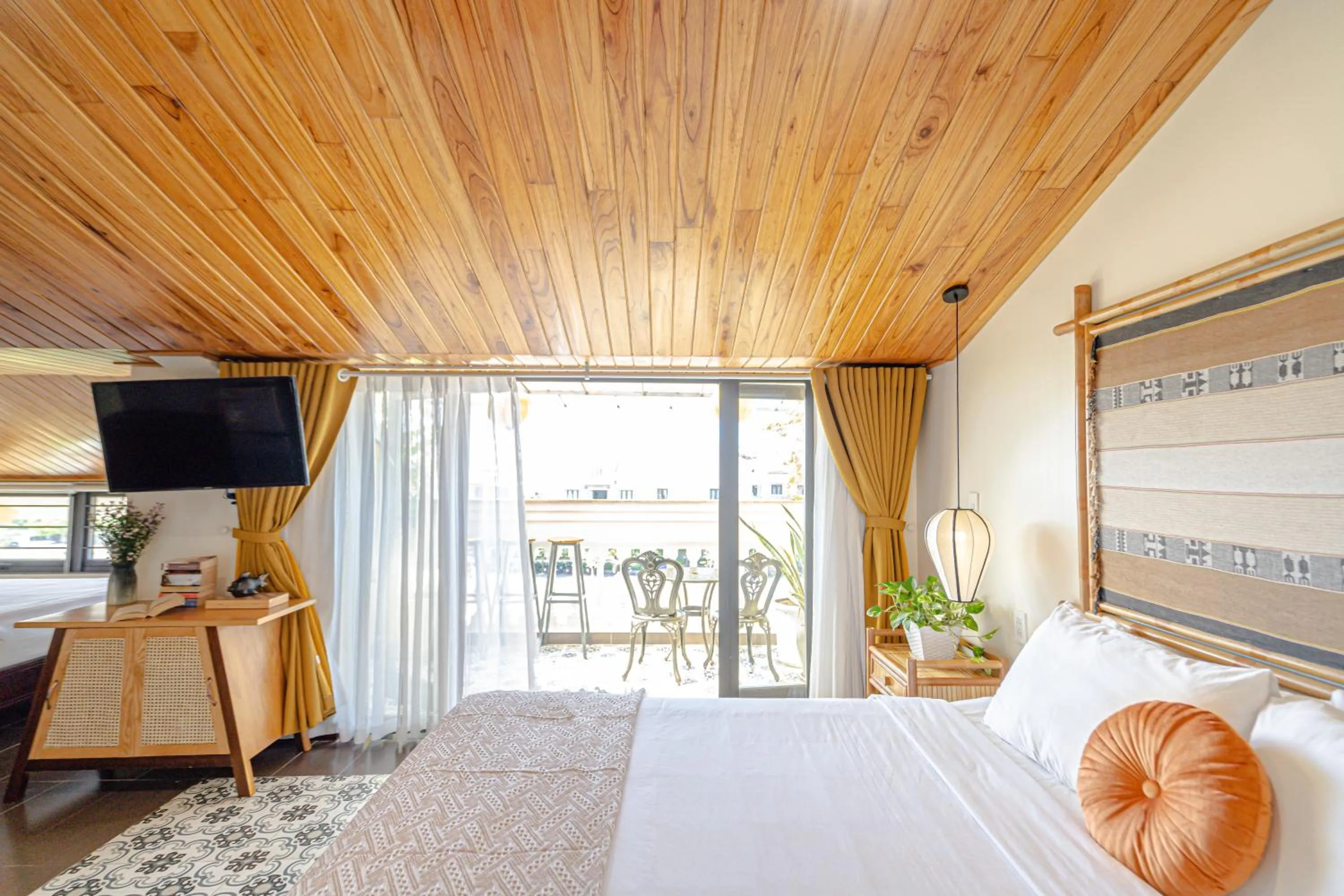 Bed in Virgo Villa Quê Hội An