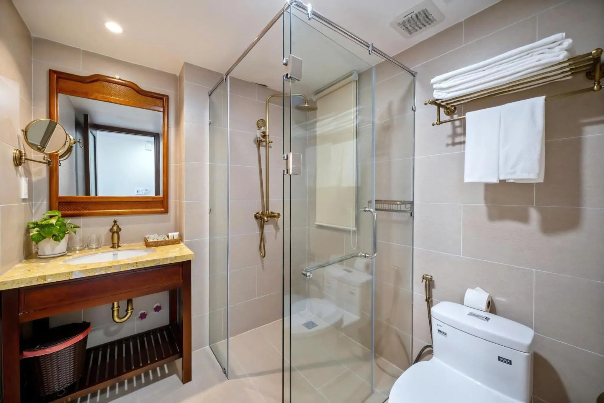 Bathroom in Virgo Villa Quê Hội An