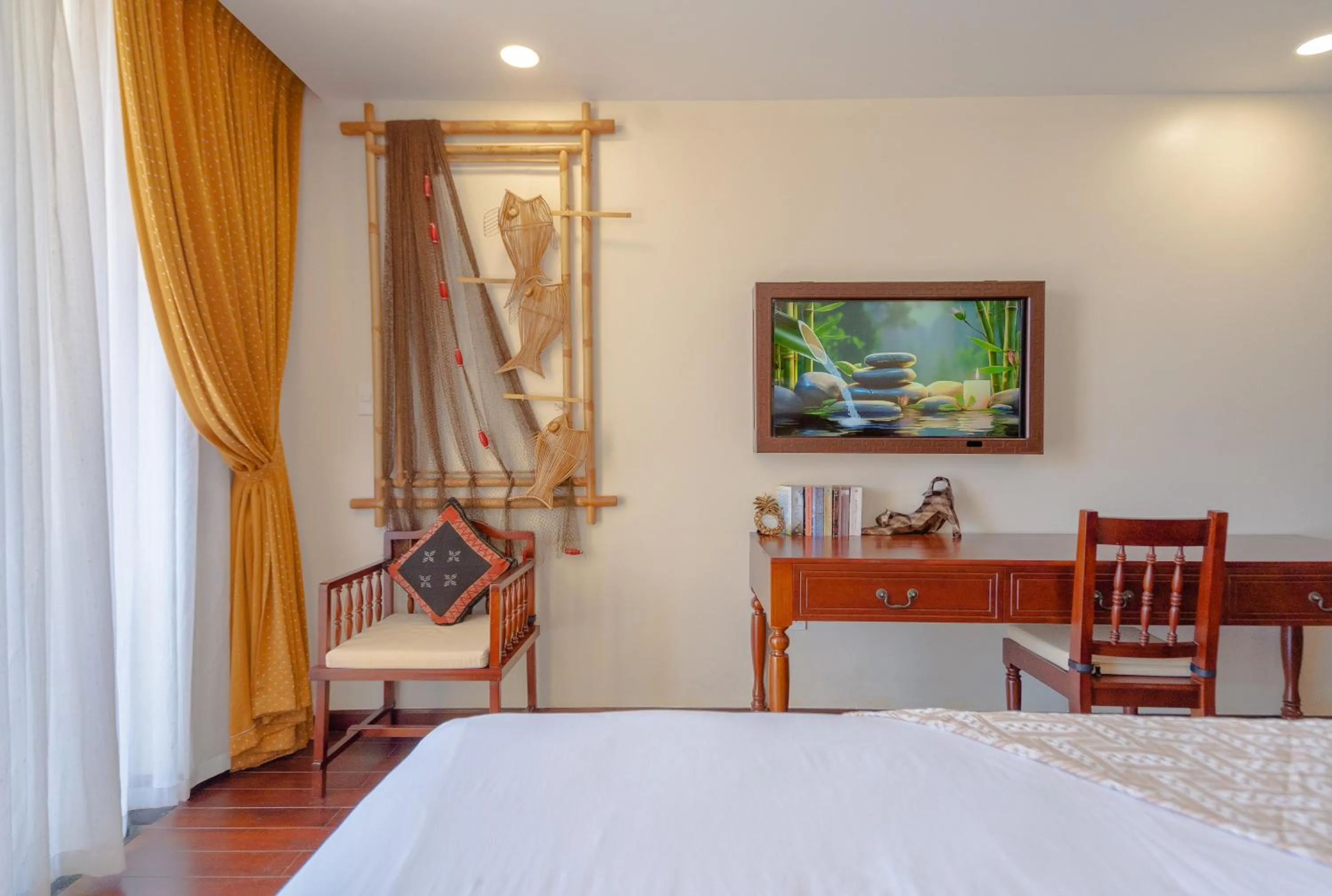 View (from property/room), Bed in Virgo Villa Quê Hội An
