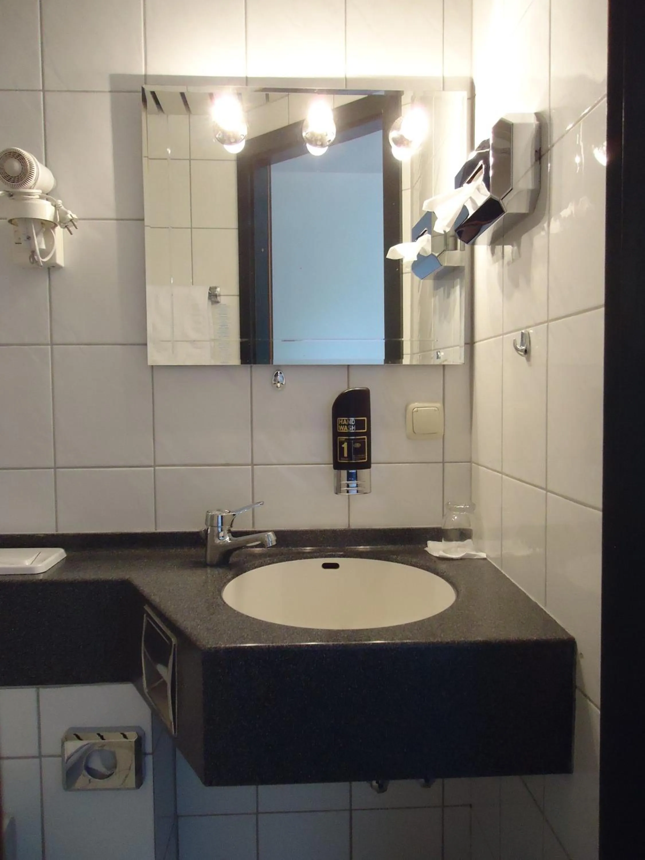 Bathroom in Hotel Schweizer Hof