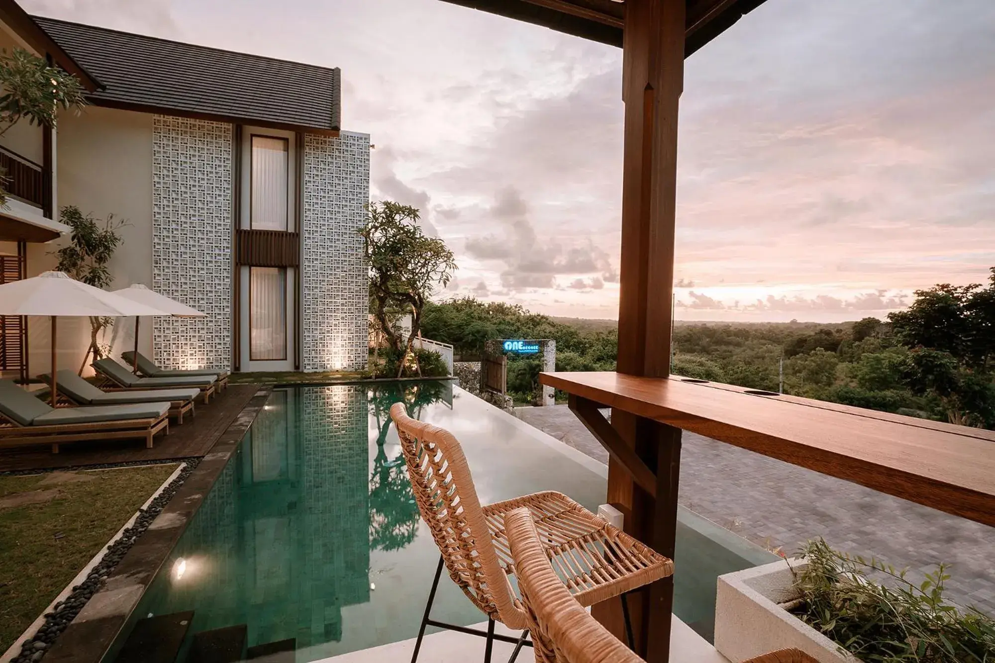 Balcony/Terrace in One Degree Sunset Hill Leisure Balcony/Terrace in One Degree Sunset Hill Leisure