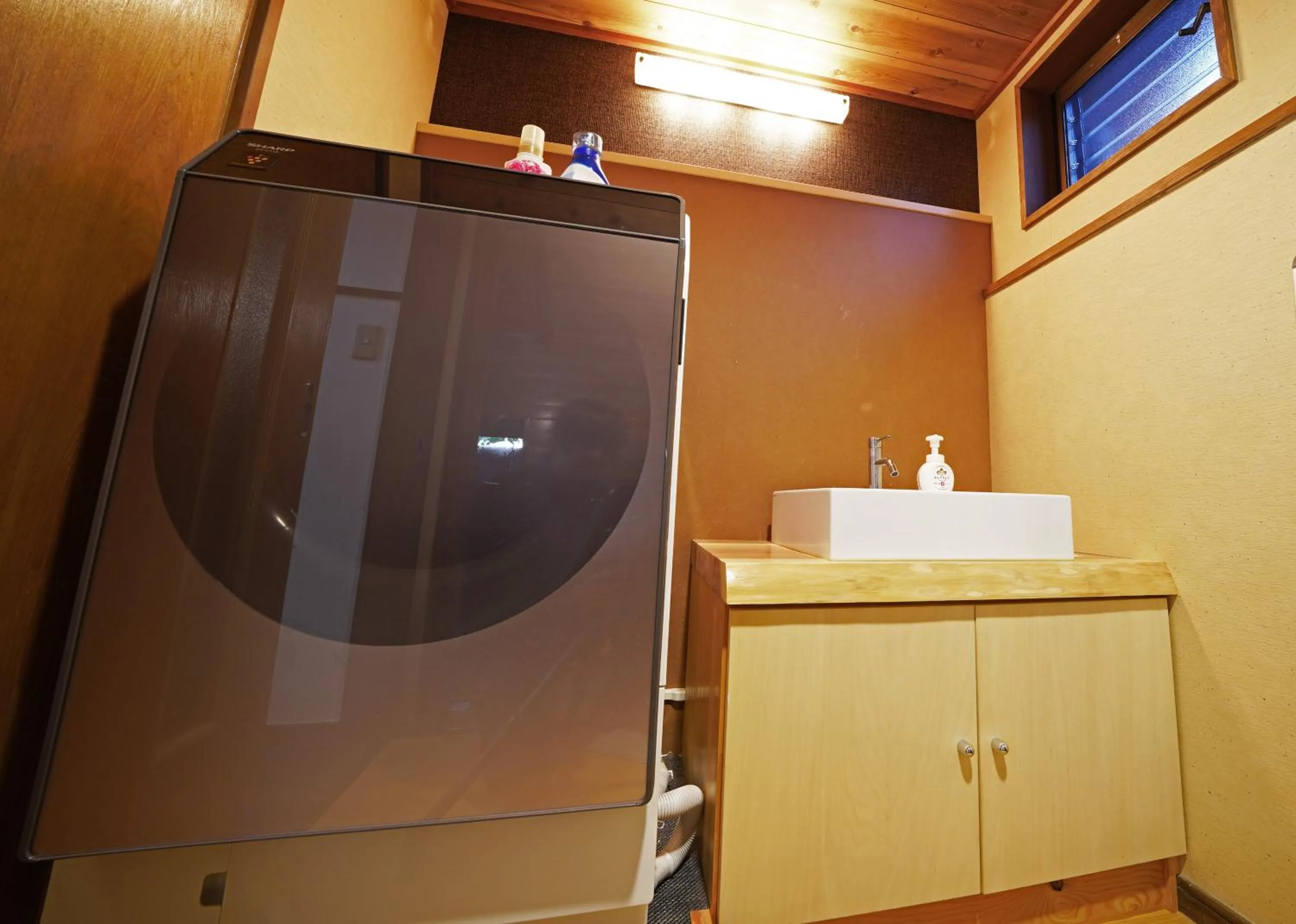 washing machine in Villa Liberte Hakone Gora