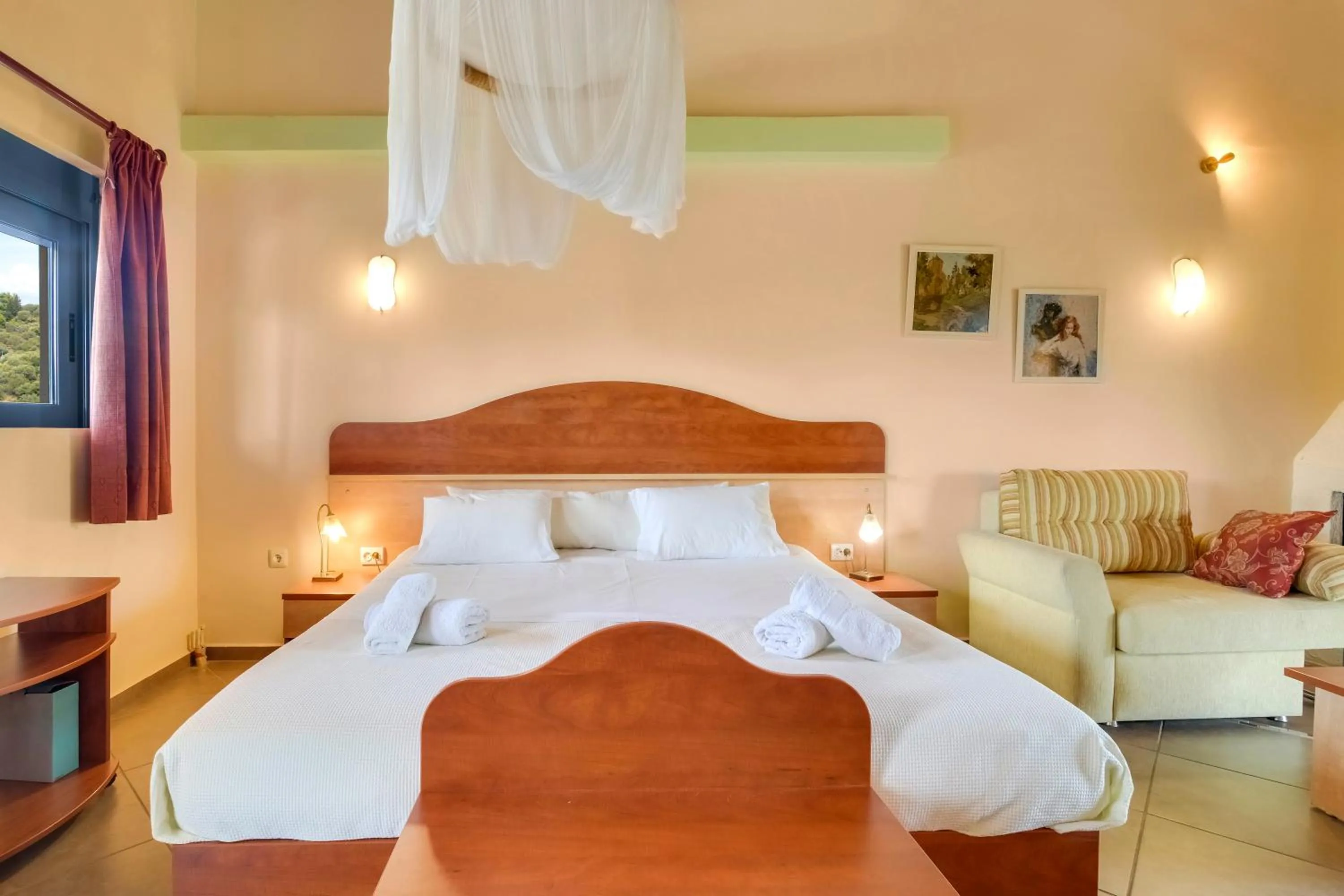 Bed in Ktima Xiliadou