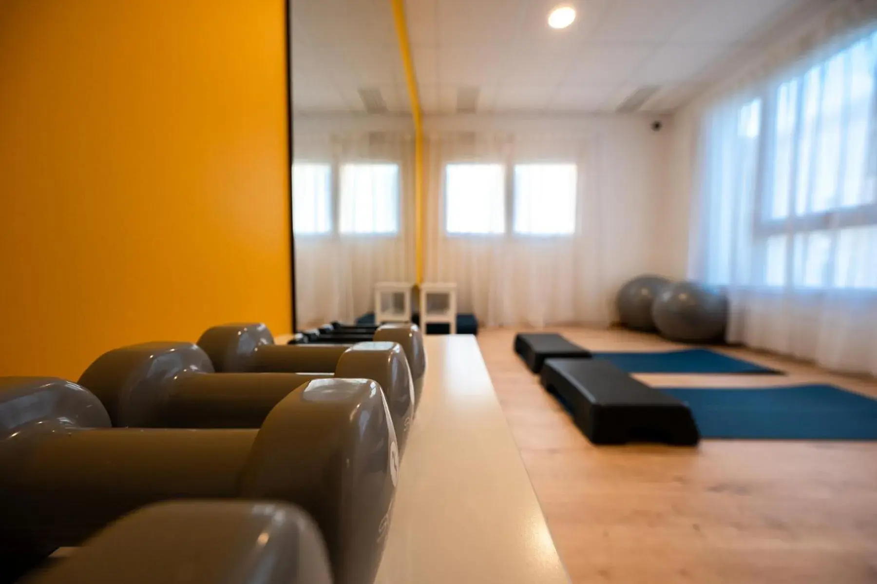 Fitness centre/facilities in Nemea Appart Hotel Europe Velizy Villacoublay Fitness centre/facilities in Nemea Appart Hotel Europe Velizy Villacoublay