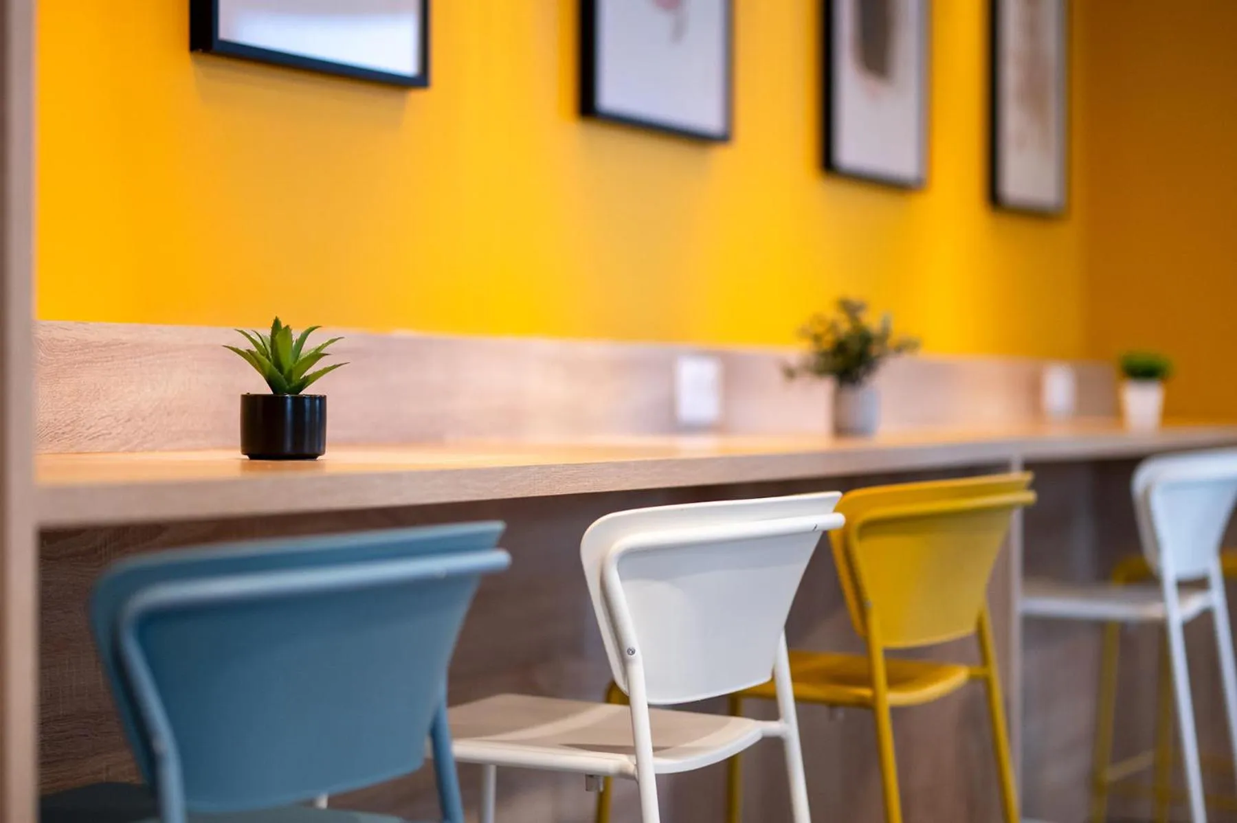 Breakfast in Nemea Appart Hotel Europe Velizy Villacoublay