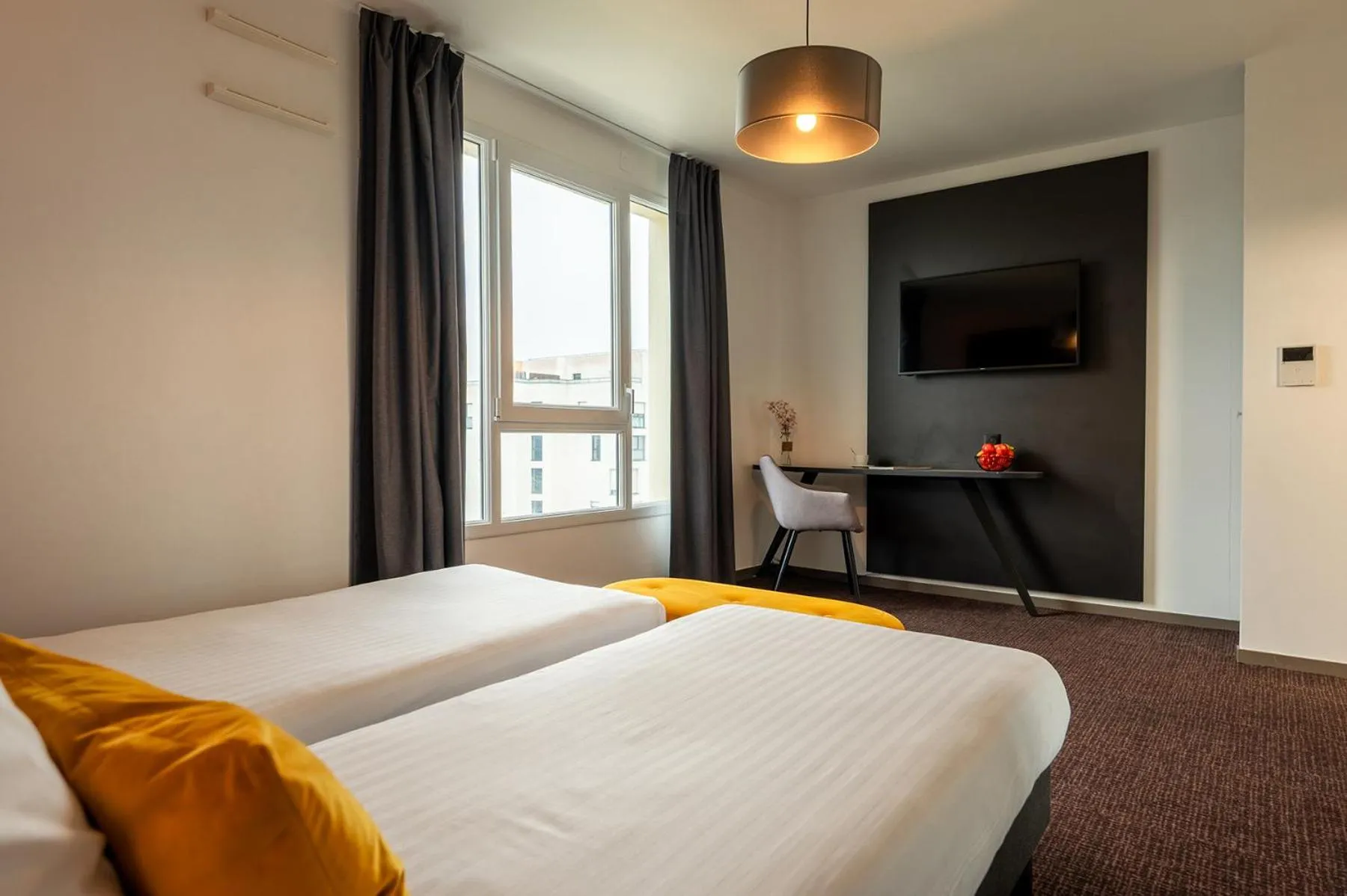 Bed in Nemea Appart Hotel Europe Velizy Villacoublay