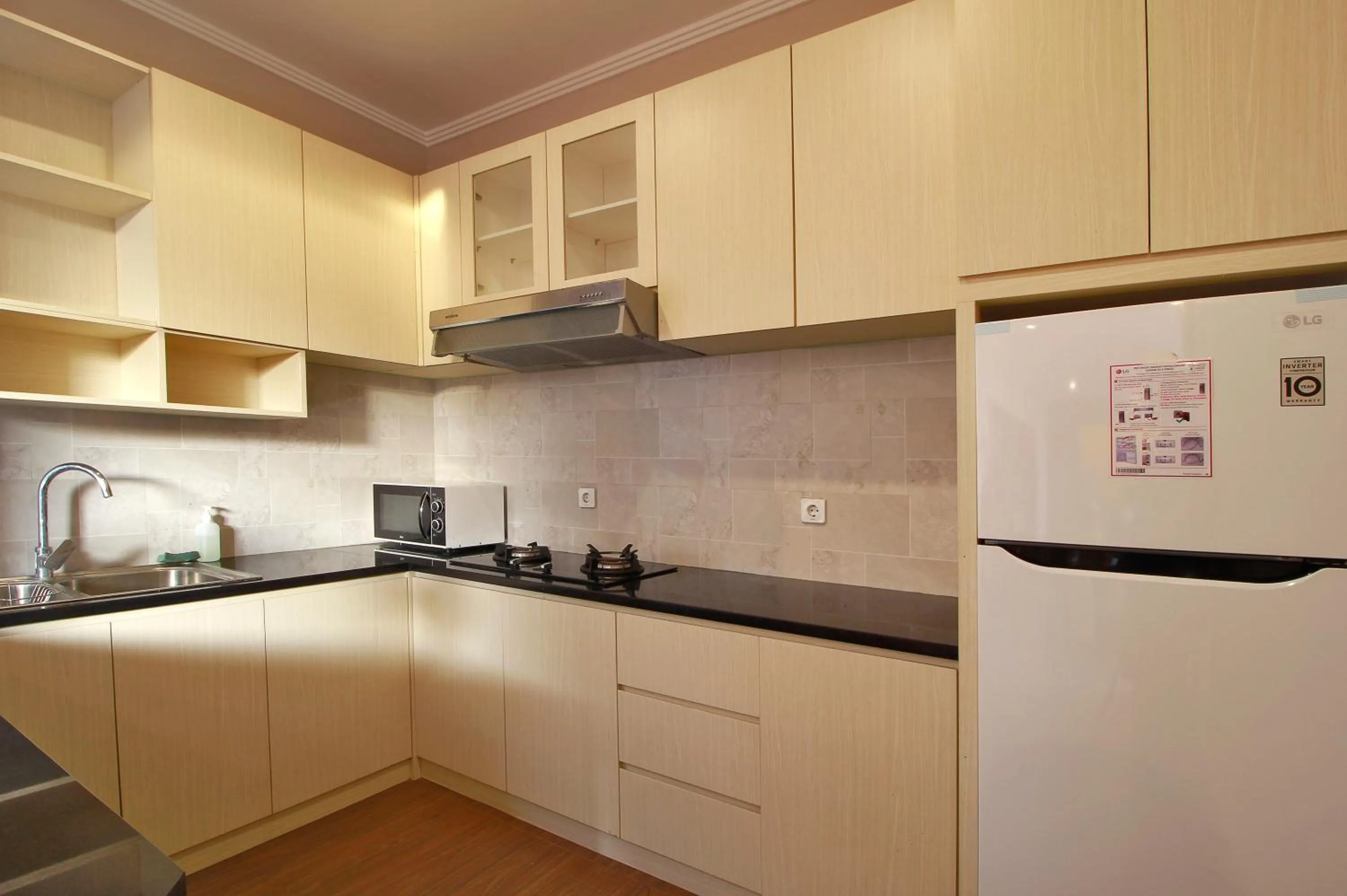 Kitchen or kitchenette in Villa Wananta