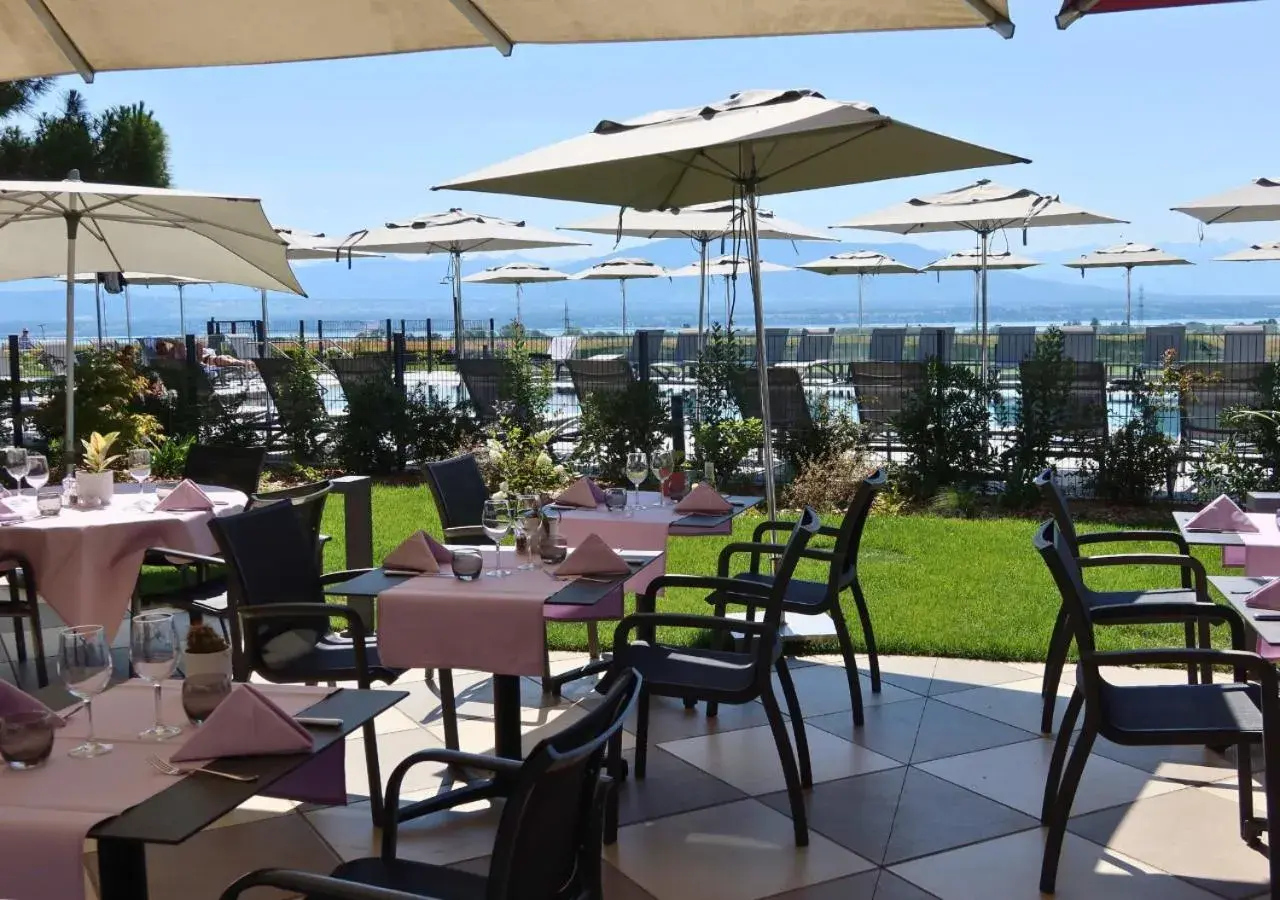 Restaurant/places to eat in Everness Hotel & Resort Restaurant/places to eat in Everness Hotel & Resort