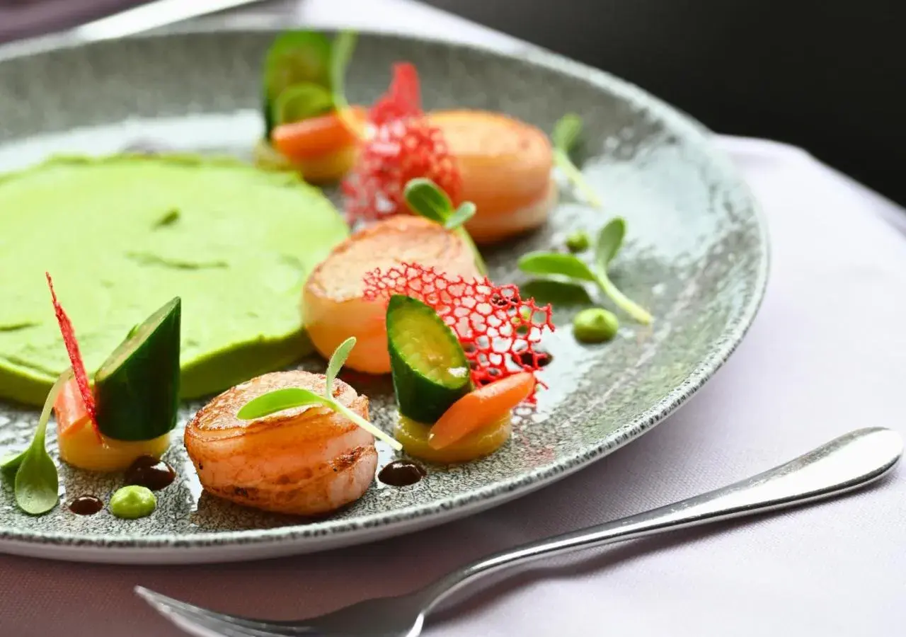 Restaurant/places to eat in Everness Hotel & Resort Restaurant/places to eat in Everness Hotel & Resort