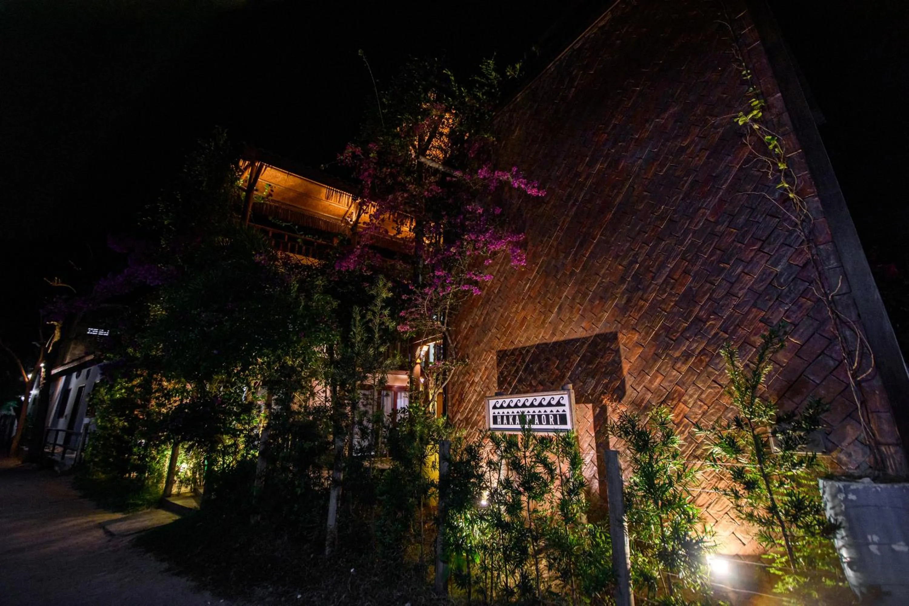 Night in Haka Maori Jericoacoara