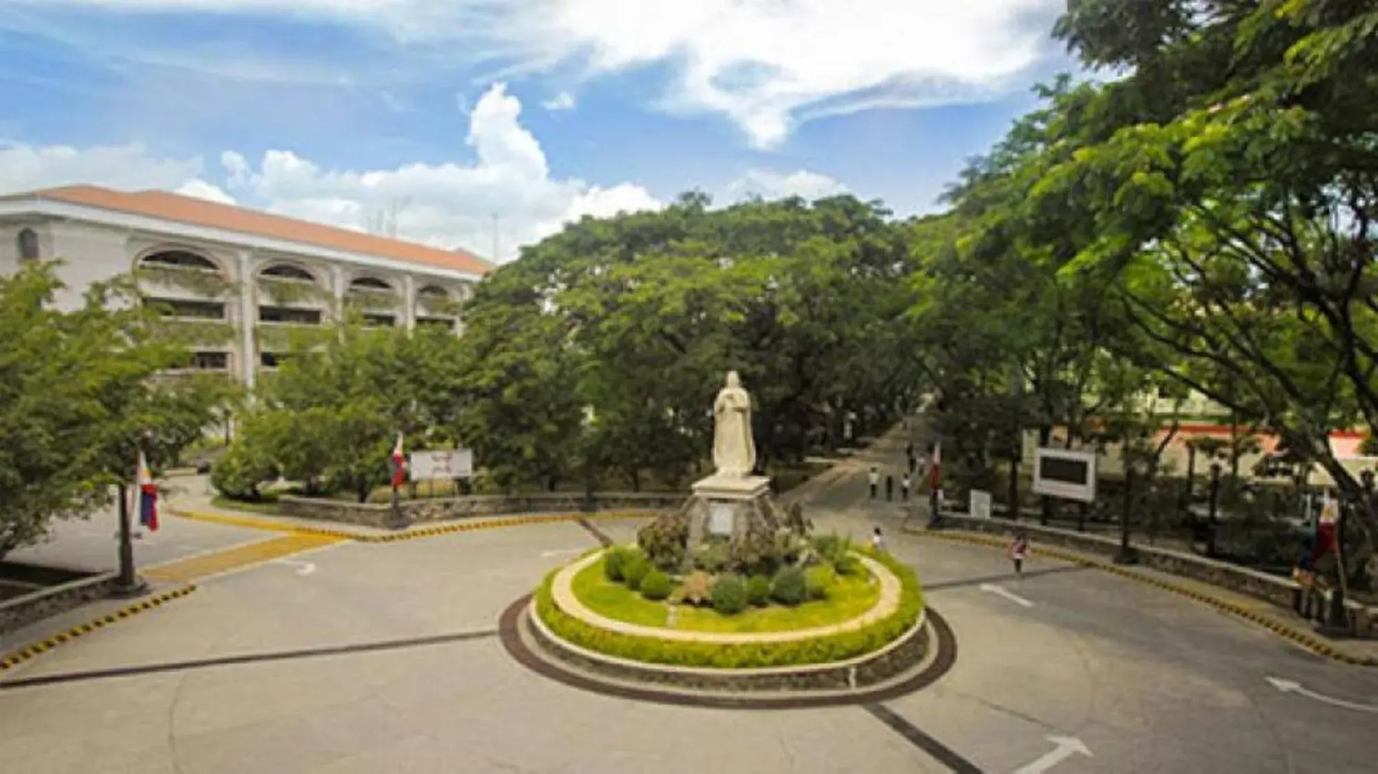 Landmark view in RedDoorz at V-Cloud Hills near De La Salle Dasmarinas Cavite Landmark view in RedDoorz at V-Cloud Hills near De La Salle Dasmarinas Cavite