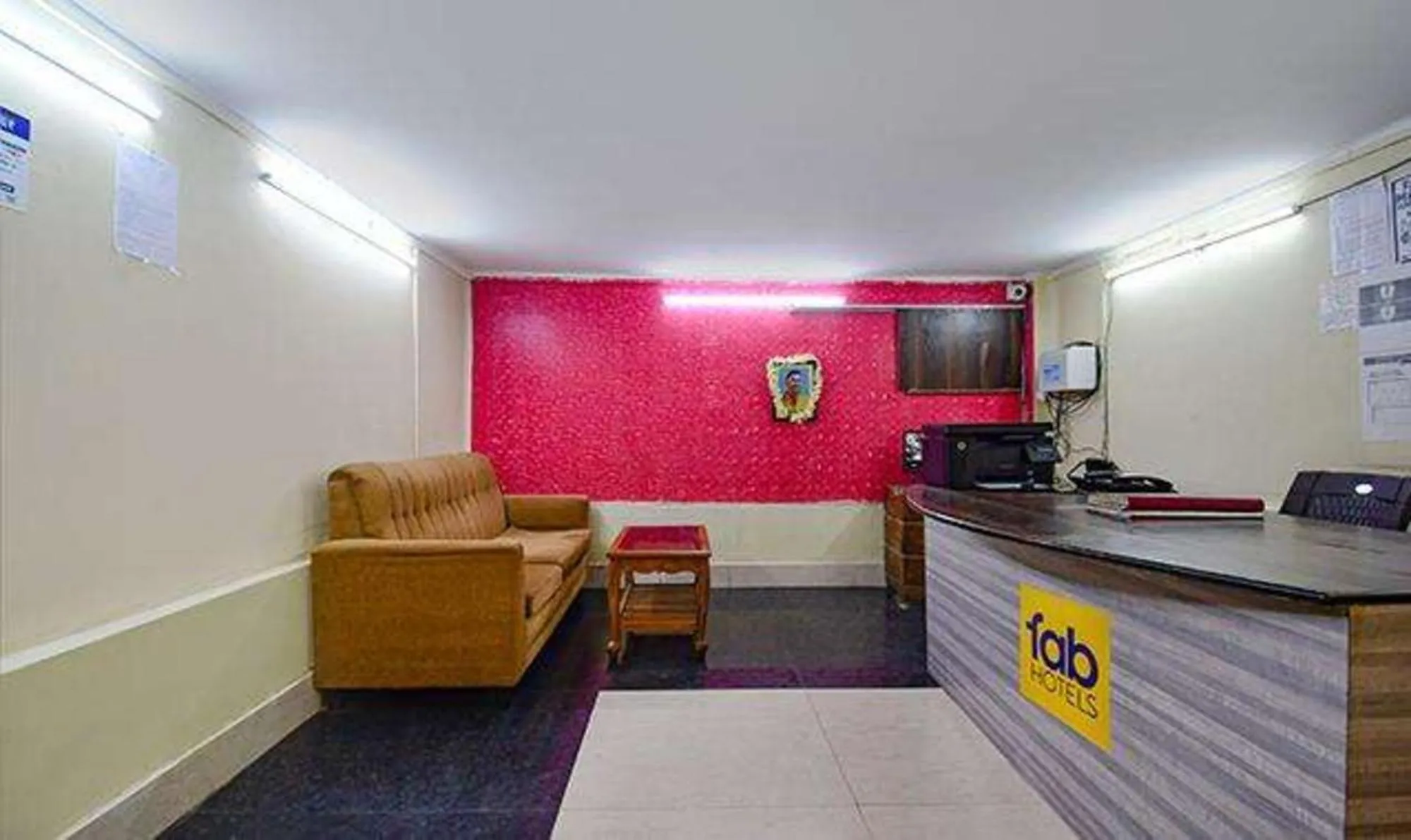 Lobby or reception in FabHotel Golden Imperial - Nr Gariyahat Market