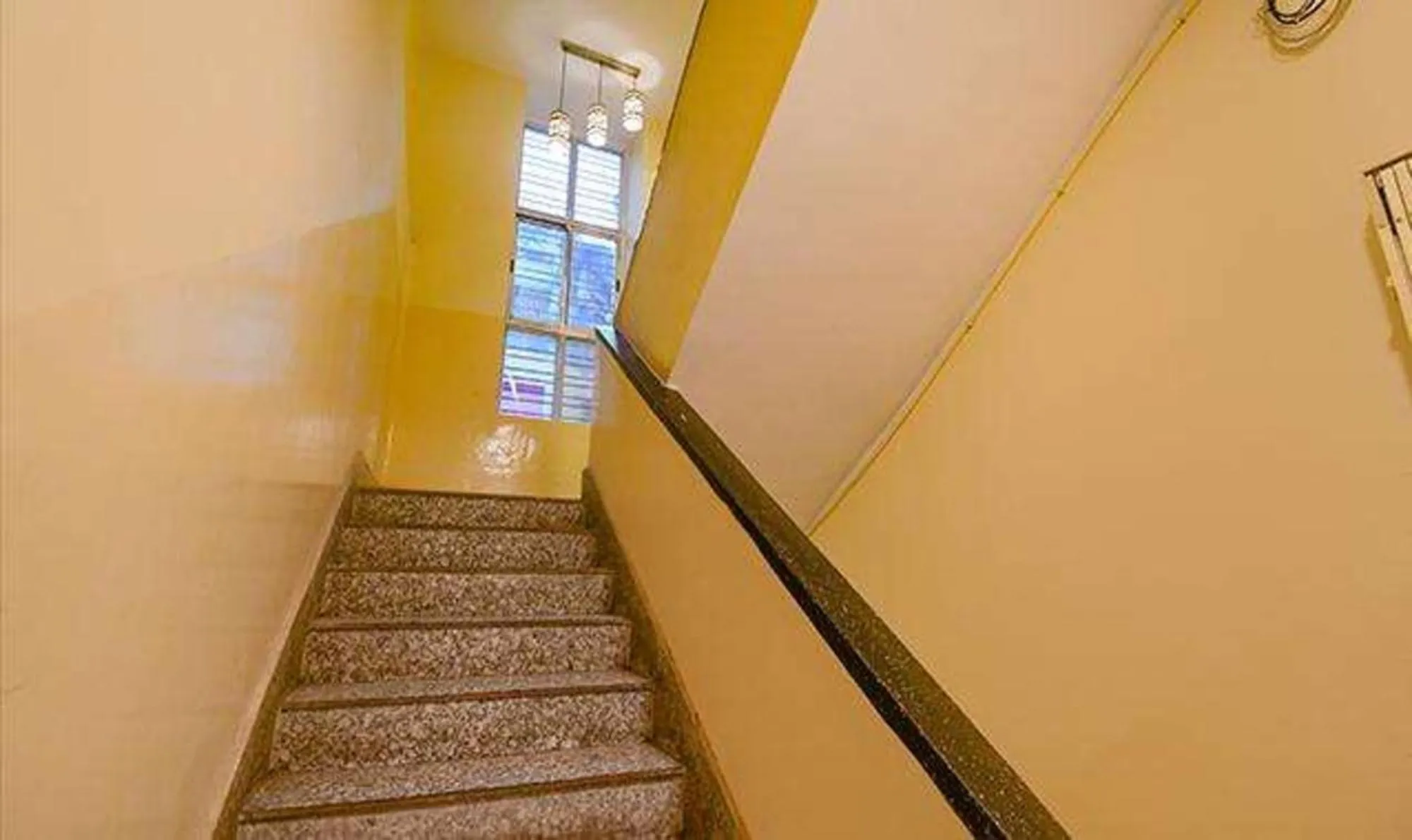 Lobby or reception in FabHotel Golden Imperial - Nr Gariyahat Market