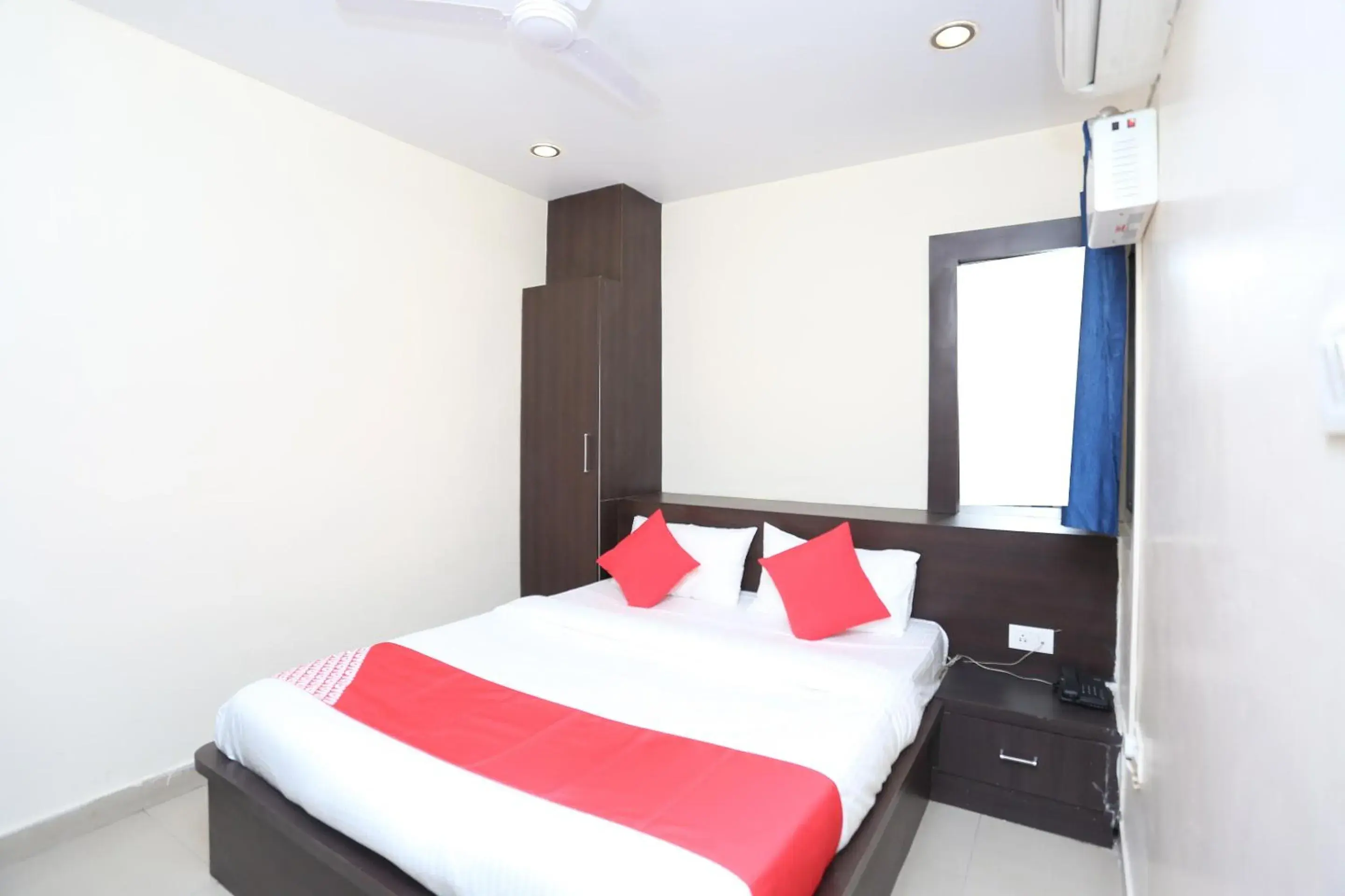 Bedroom, Bed in Super Collection O R K International Near Gautam Buddha Park Bedroom, Bed in Super Collection O R K International Near Gautam Buddha Park