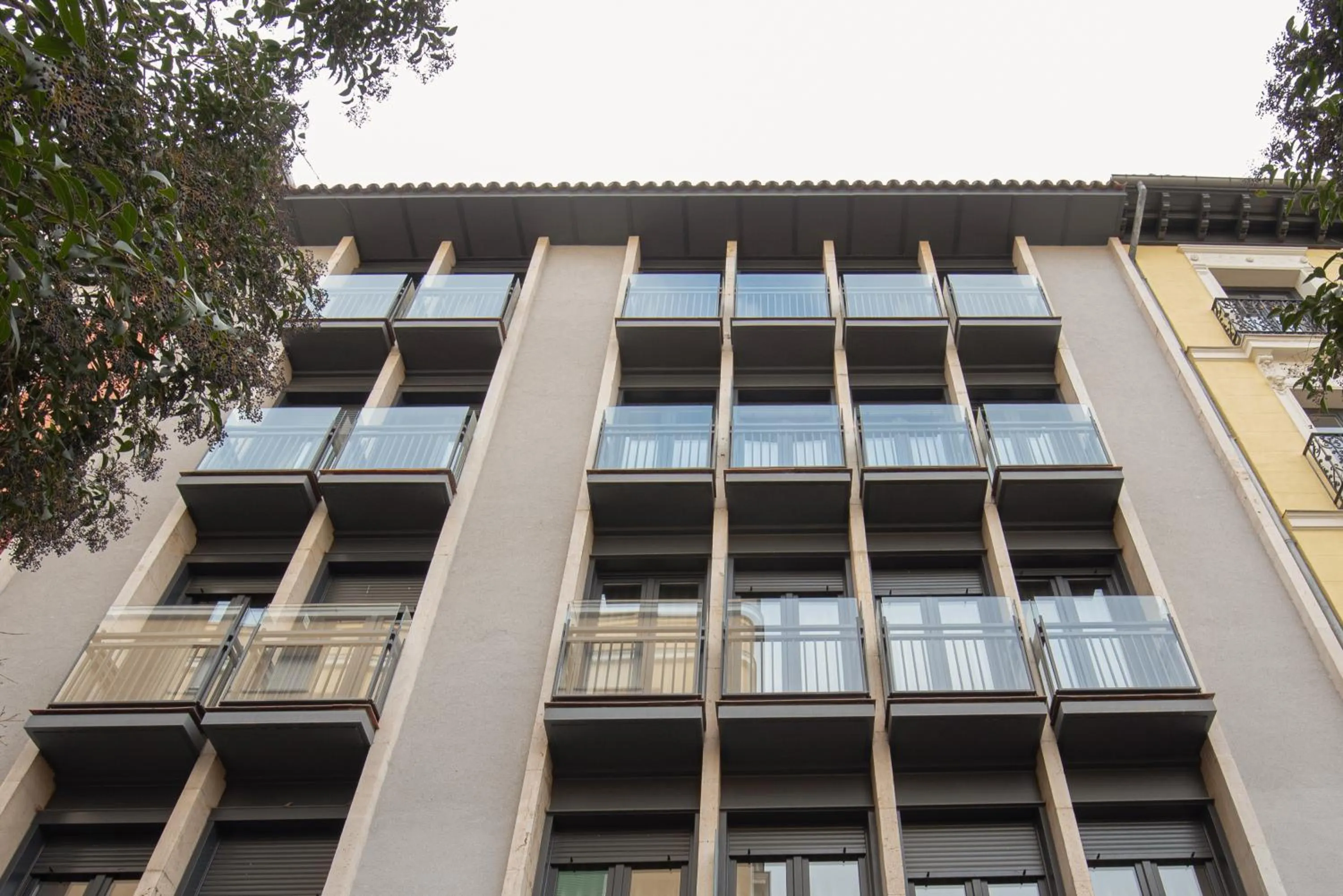Facade/entrance in Líbere Madrid Malasaña