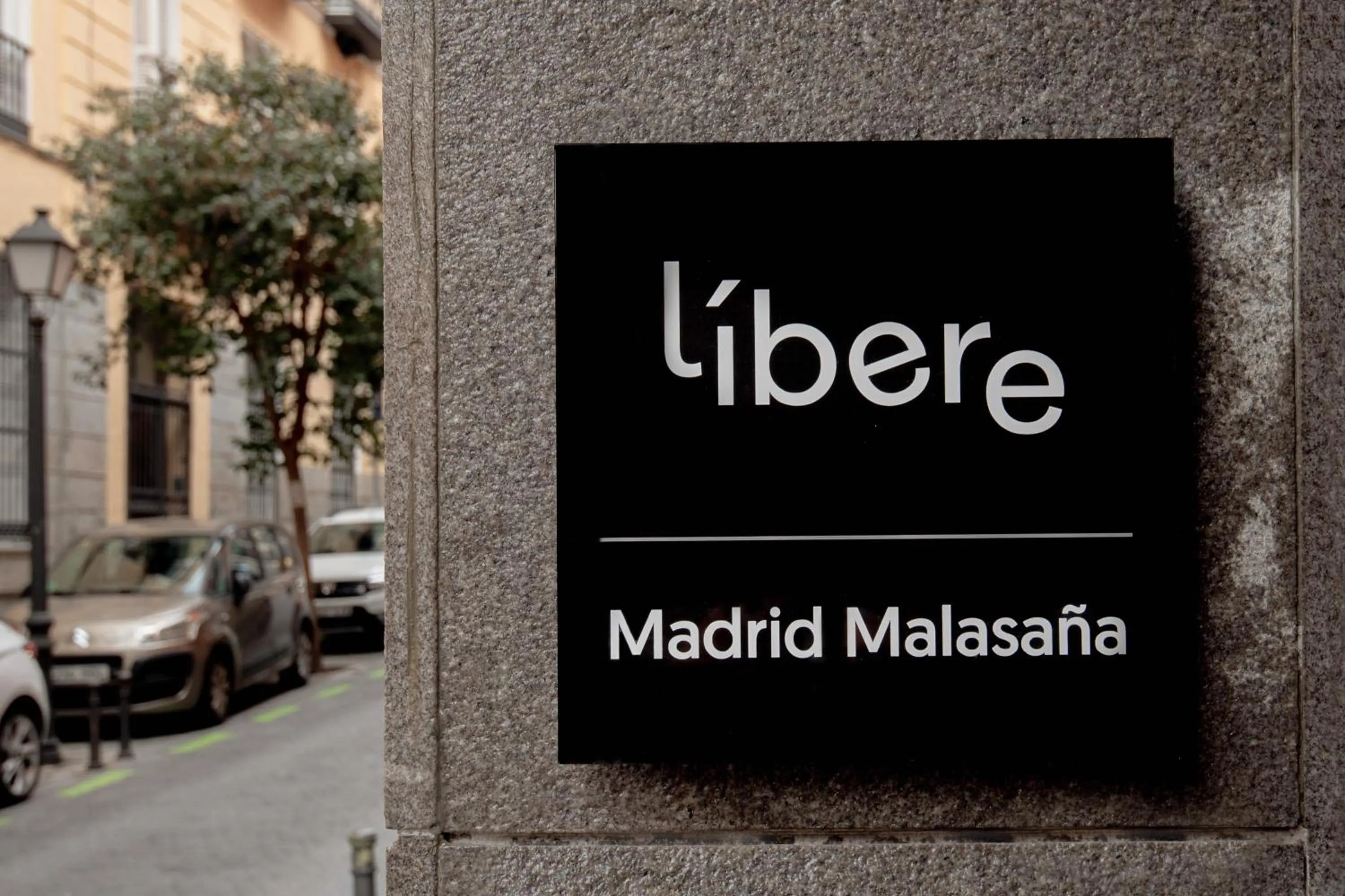 Facade/entrance in Líbere Madrid Malasaña