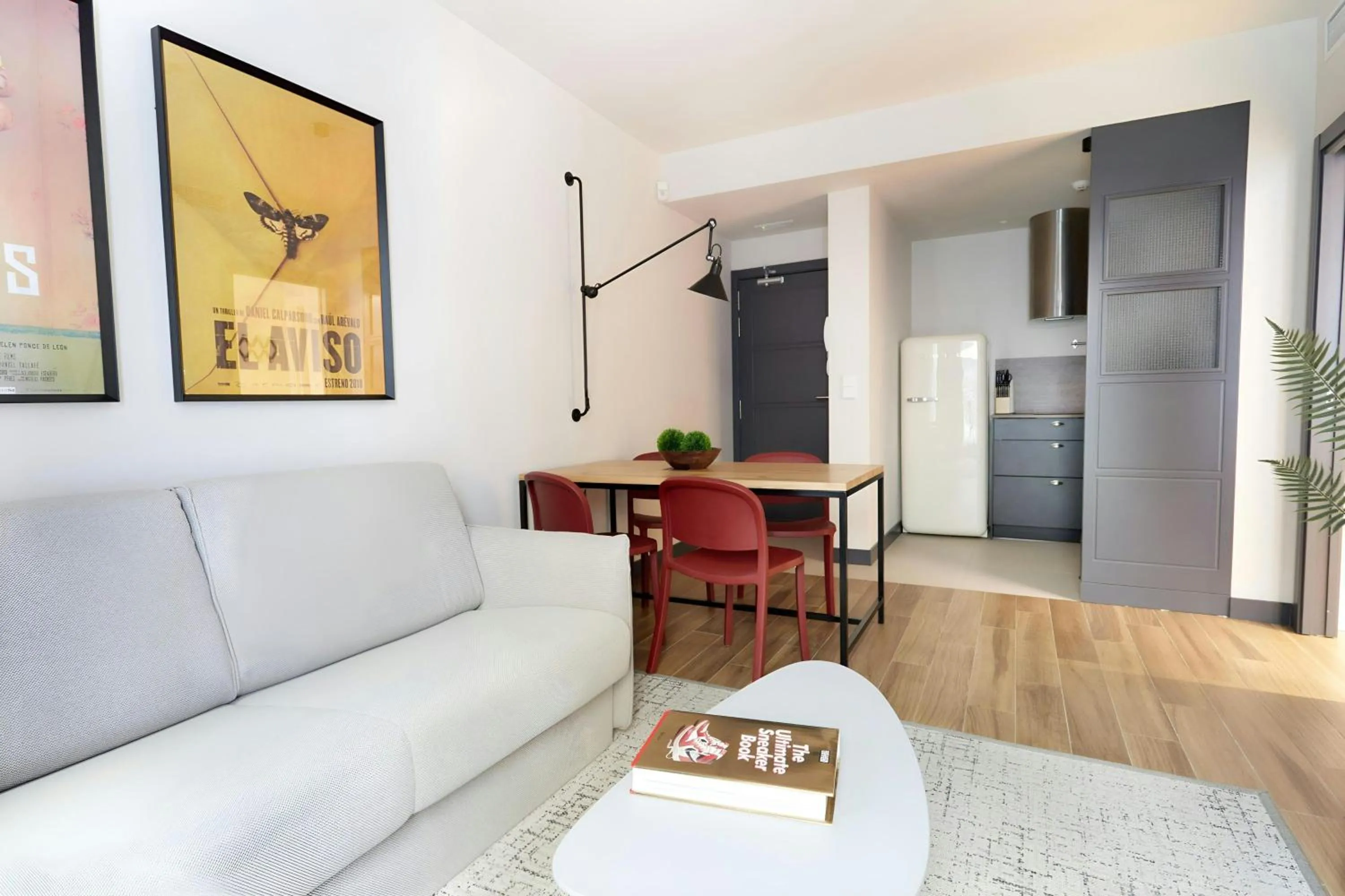 Living room in Sonder by Marriott Bonvoy Malasaña Apartments