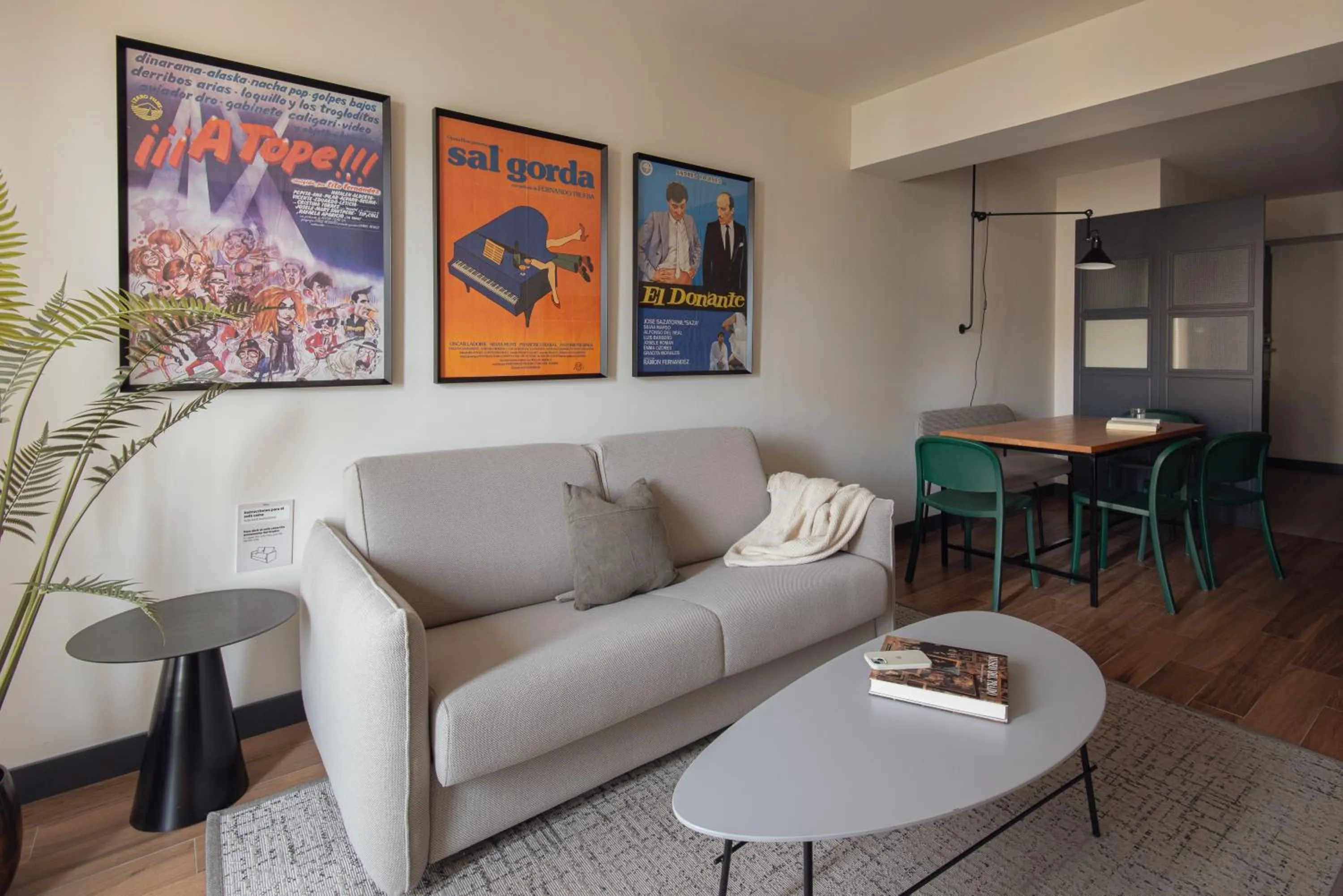 Living room in Líbere Madrid Malasaña