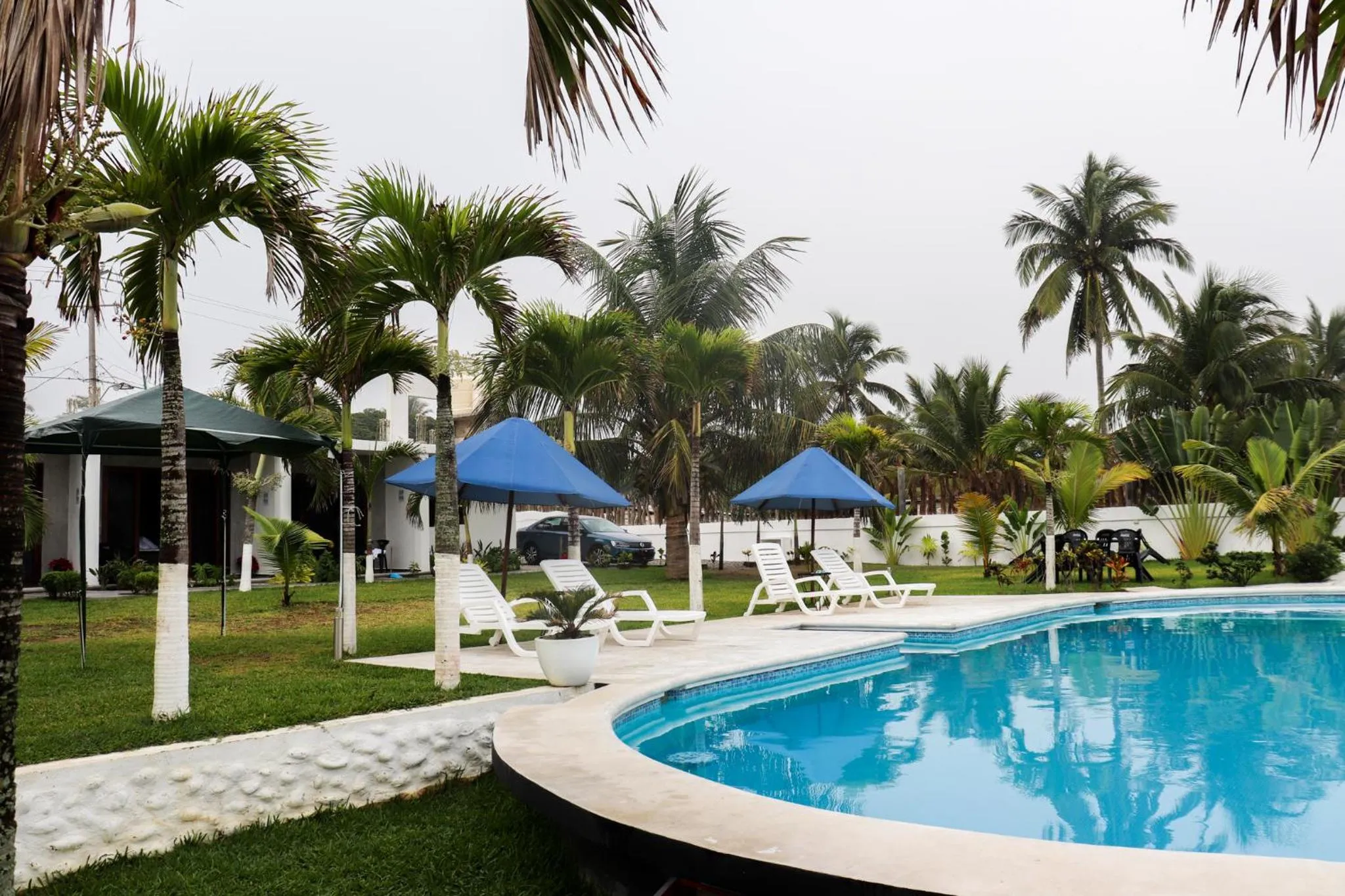 Swimming pool in Hotel Lunazul In Costa Esmeralda