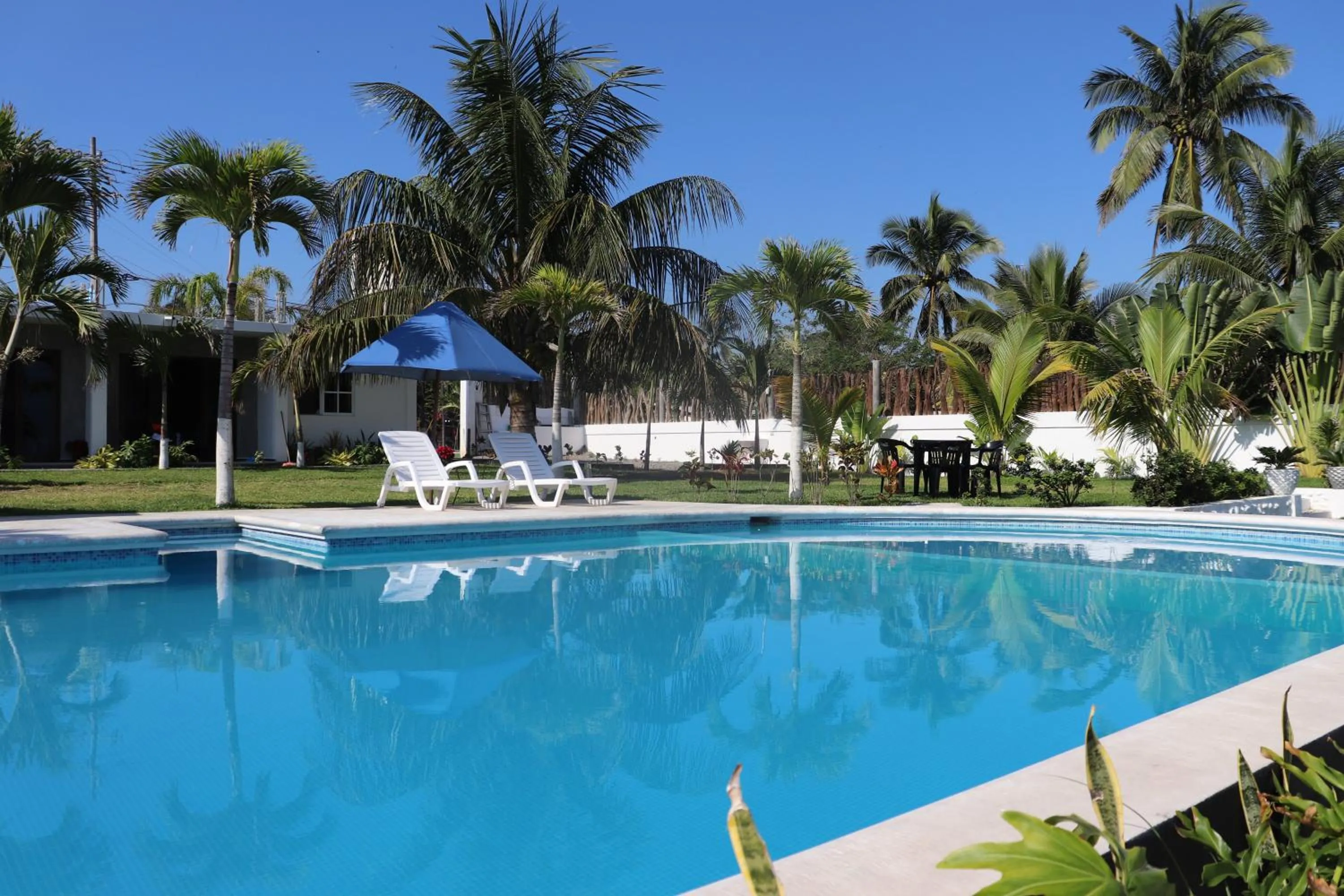 Swimming pool in Hotel Lunazul In Costa Esmeralda