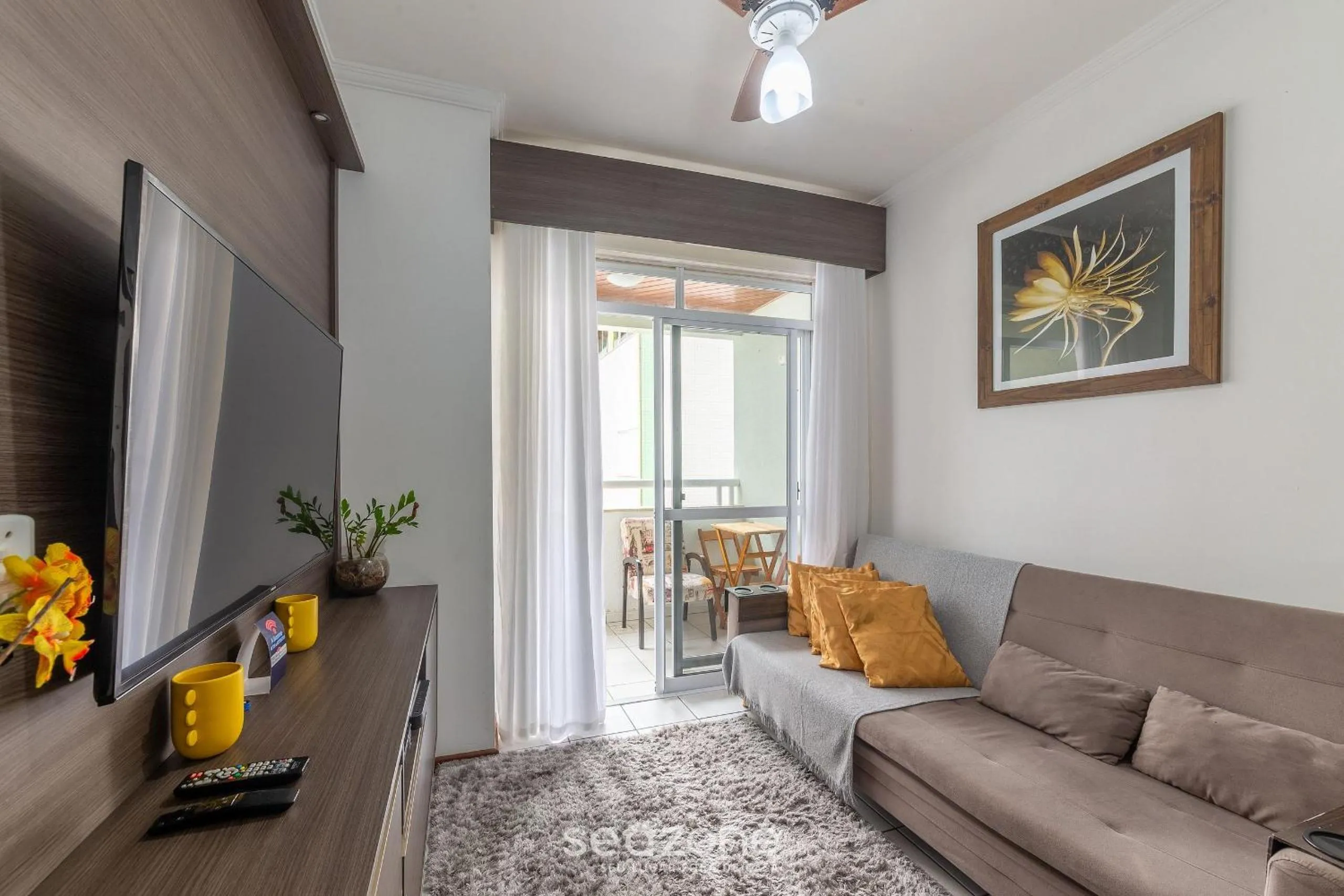 2BR Apt 450m from the Beach Downtown LIB203