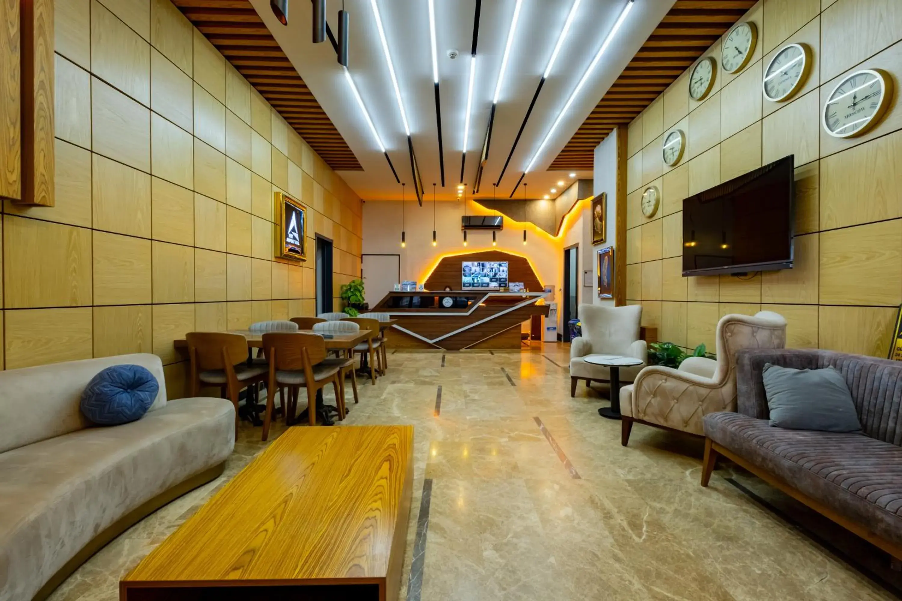 Lobby or reception in FRT AİRPORT OTEL Lobby or reception in FRT AİRPORT OTEL
