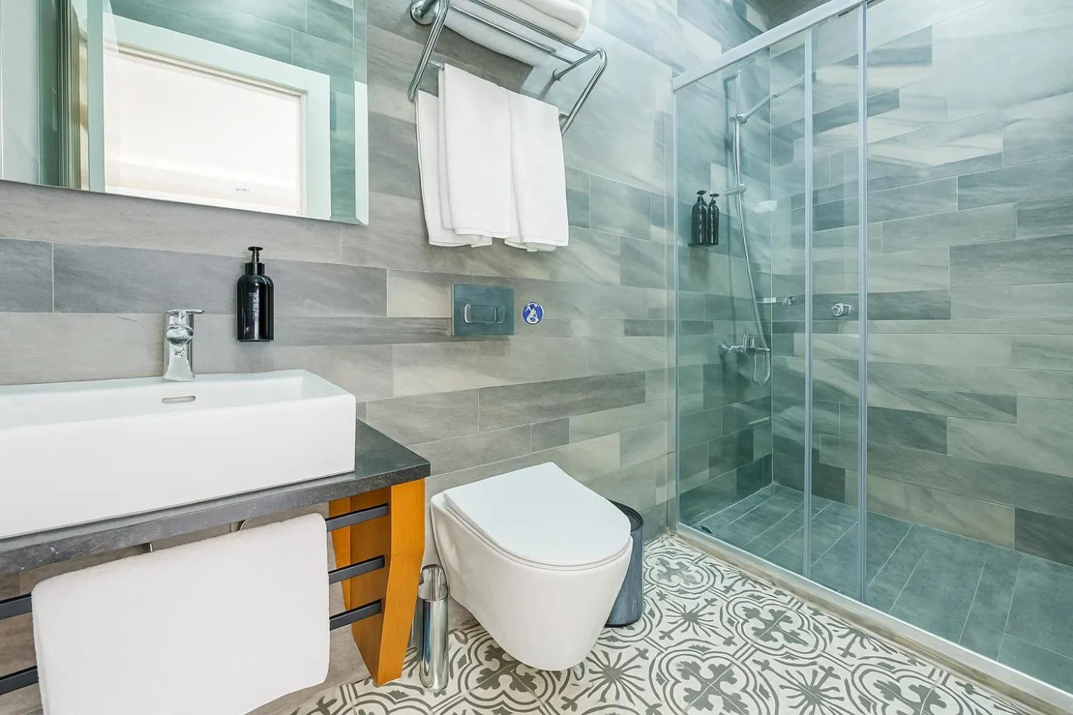 Toilet in FRT AİRPORT OTEL