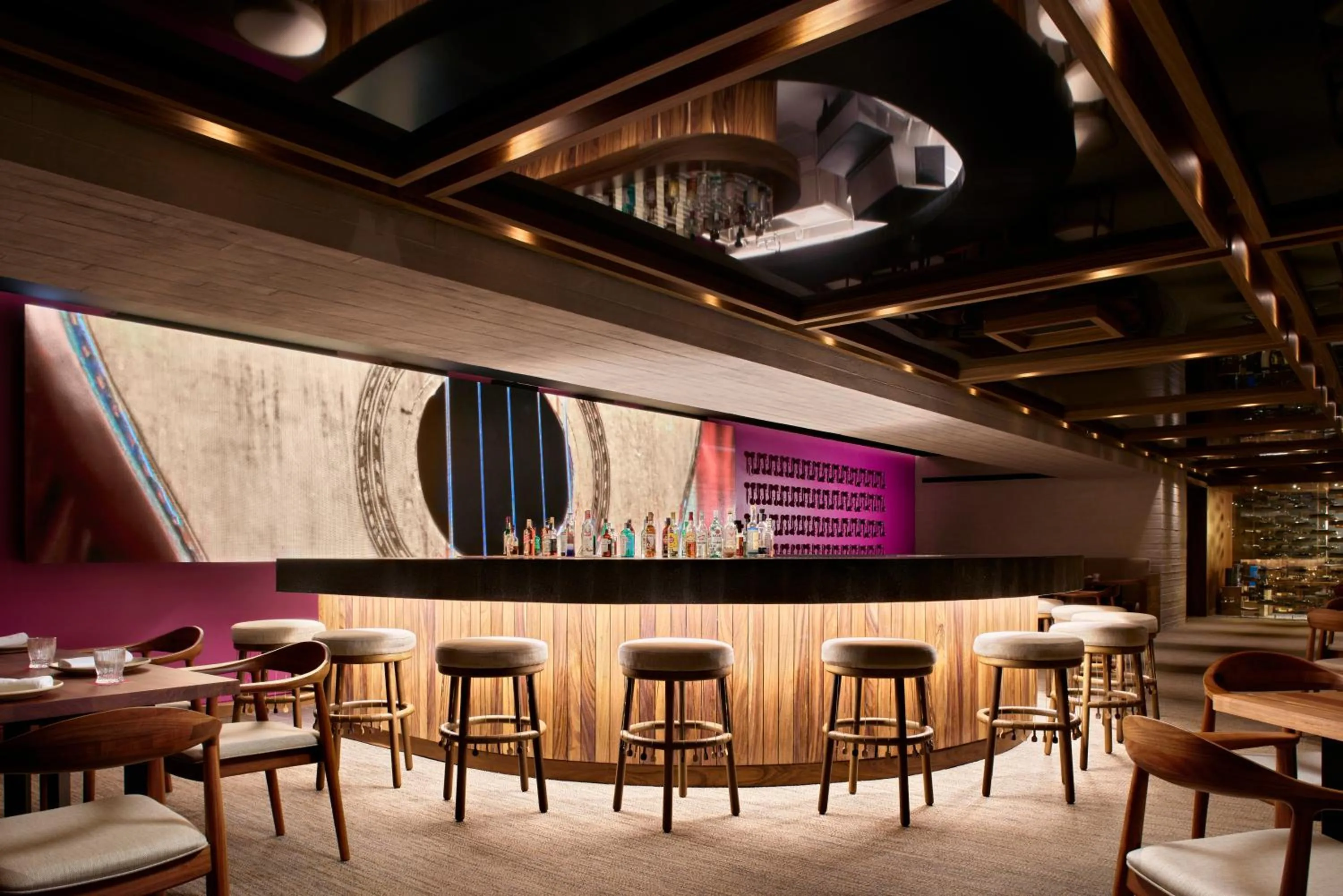 Restaurant/places to eat in Hotel Xcaret Arte - All Parks All Fun Inclusive - Adults Only