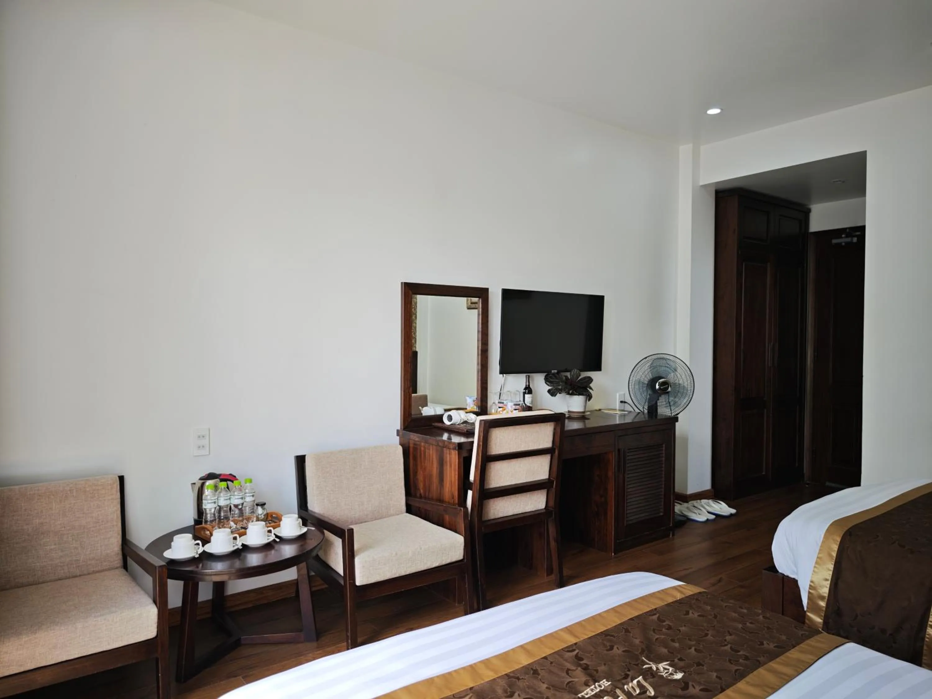 Bed in La Pense'e Hotel - Dalat