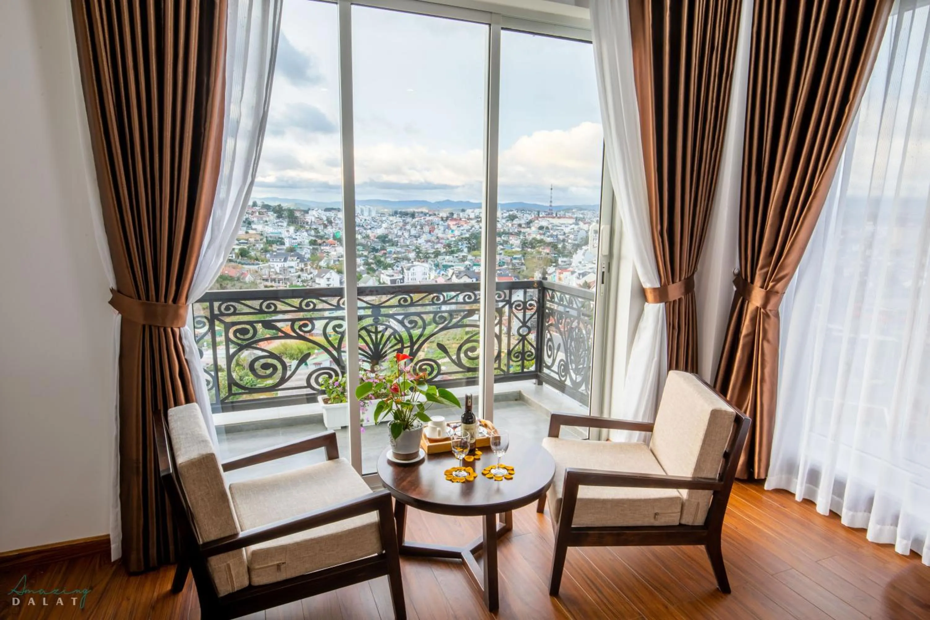 La Pense'e Hotel - Dalat