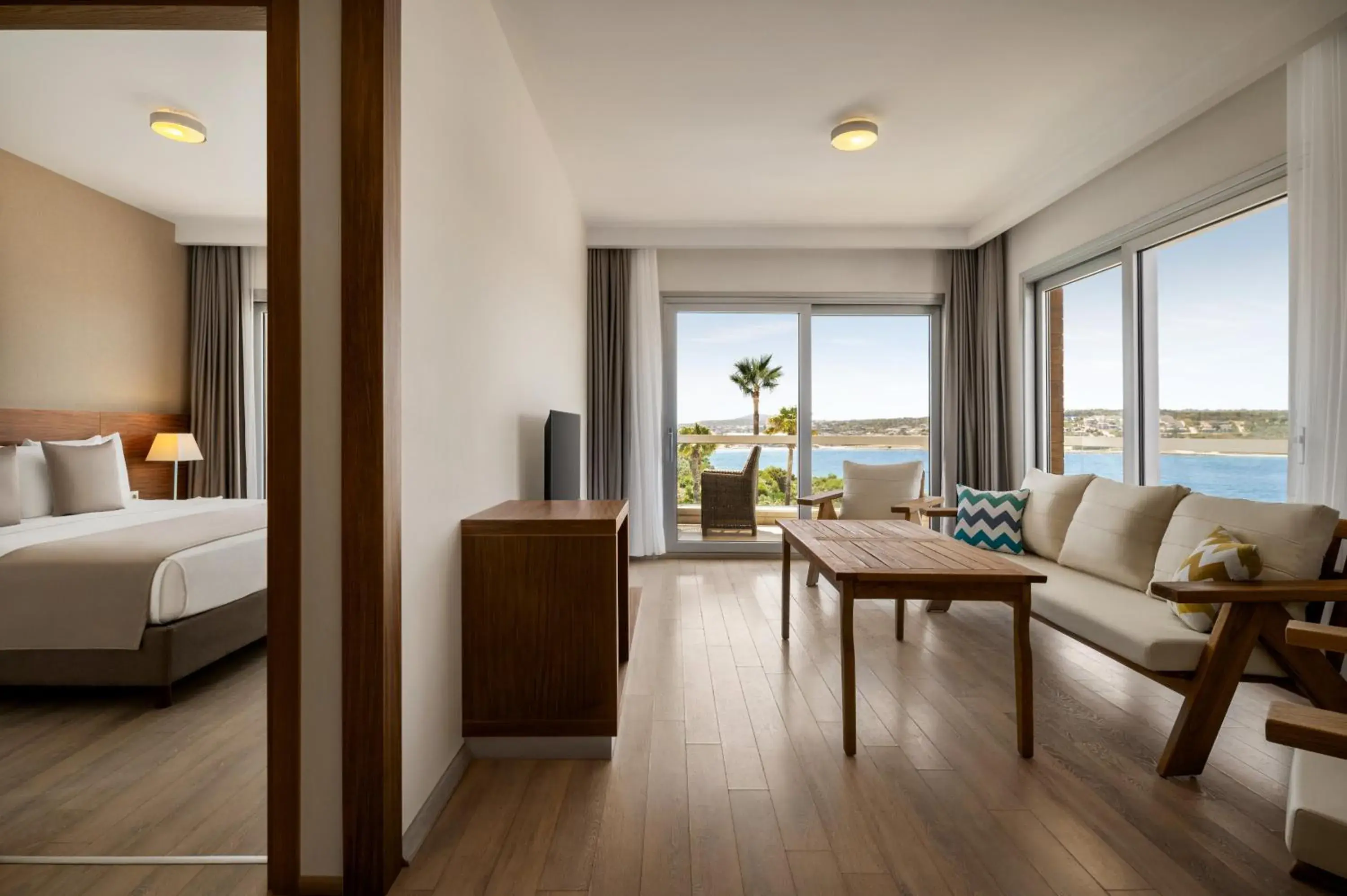 Executive Queen Suite with Sea View in La Quinta by Wyndham Cesme Executive Queen Suite with Sea View in La Quinta by Wyndham Cesme
