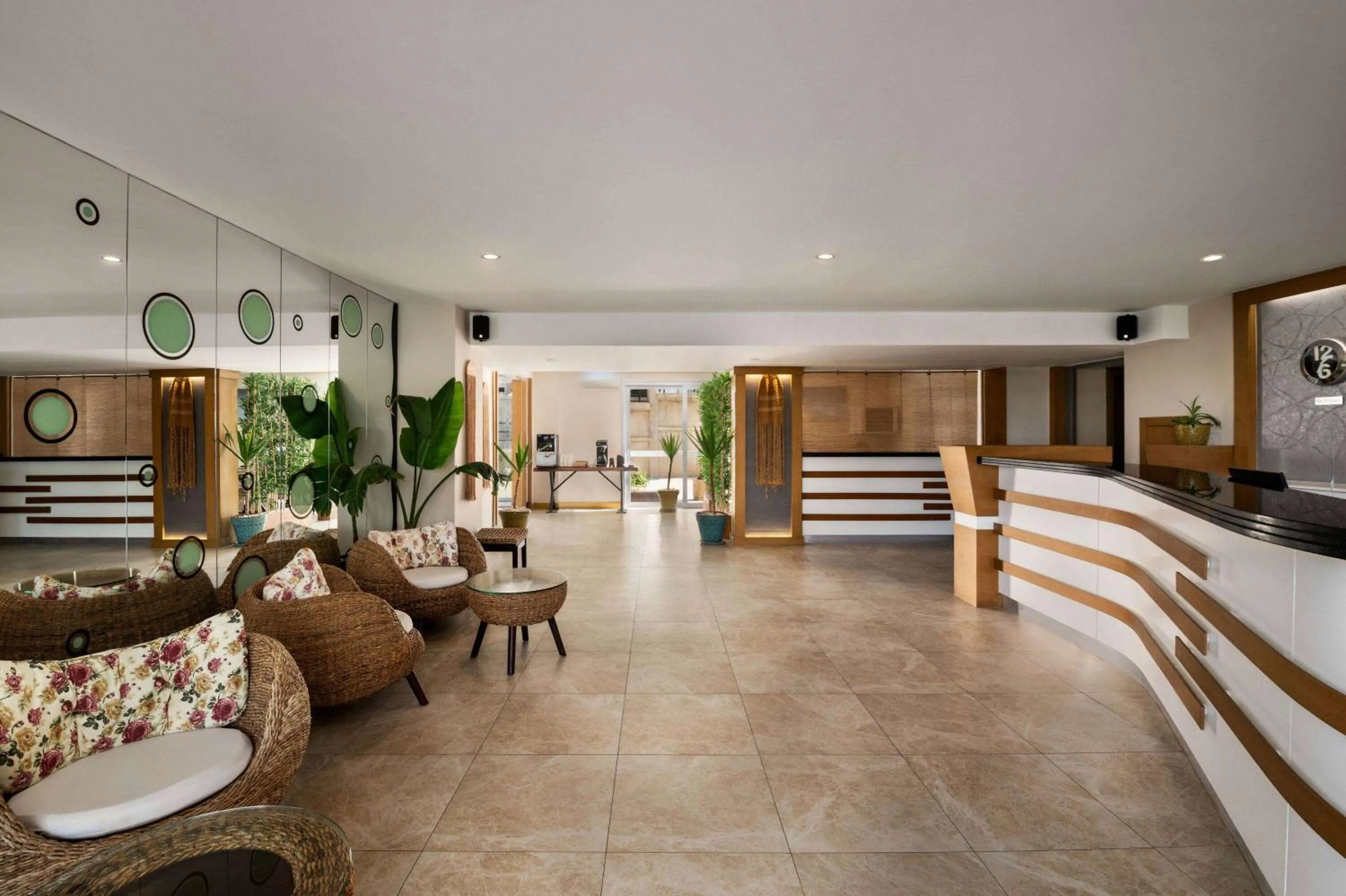 Lobby or reception in La Quinta by Wyndham Cesme
