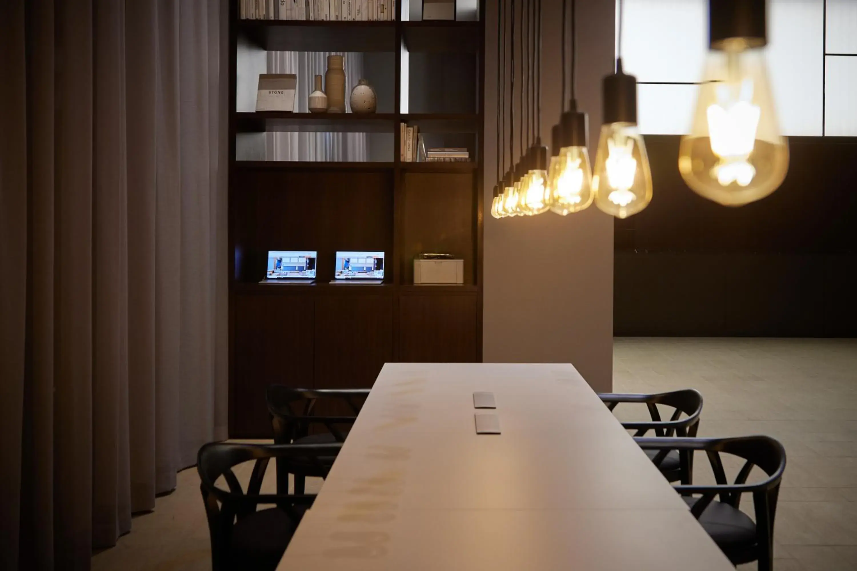 Lounge or bar in Shilla Stay Busan Gimhae Airport - Noksan Lounge or bar in Shilla Stay Busan Gimhae Airport - Noksan