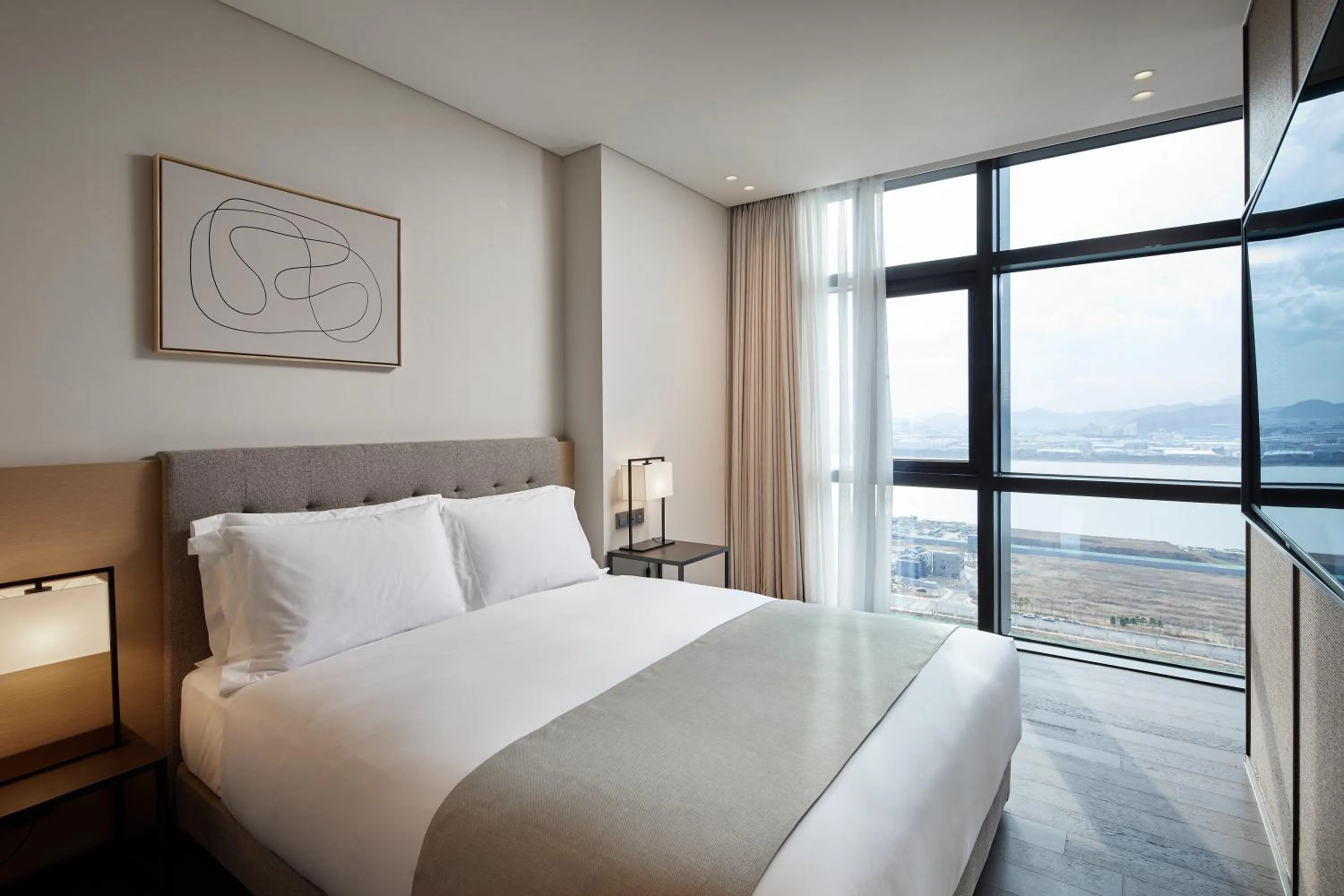 Decorative detail, Bed in Shilla Stay Busan Gimhae Airport - Noksan