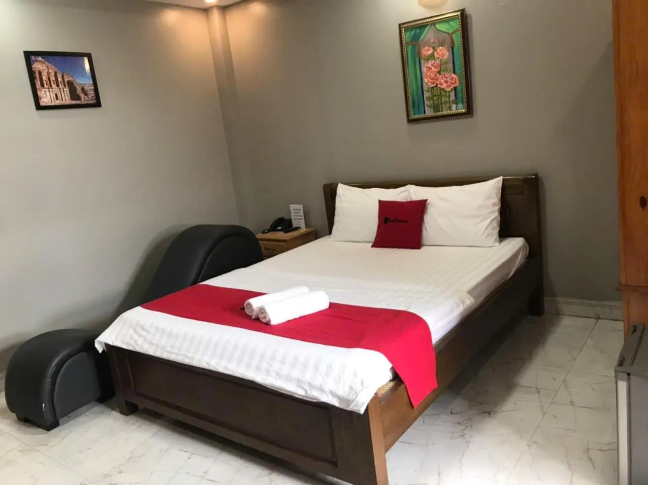 Bed in Bờ Sông Hotel