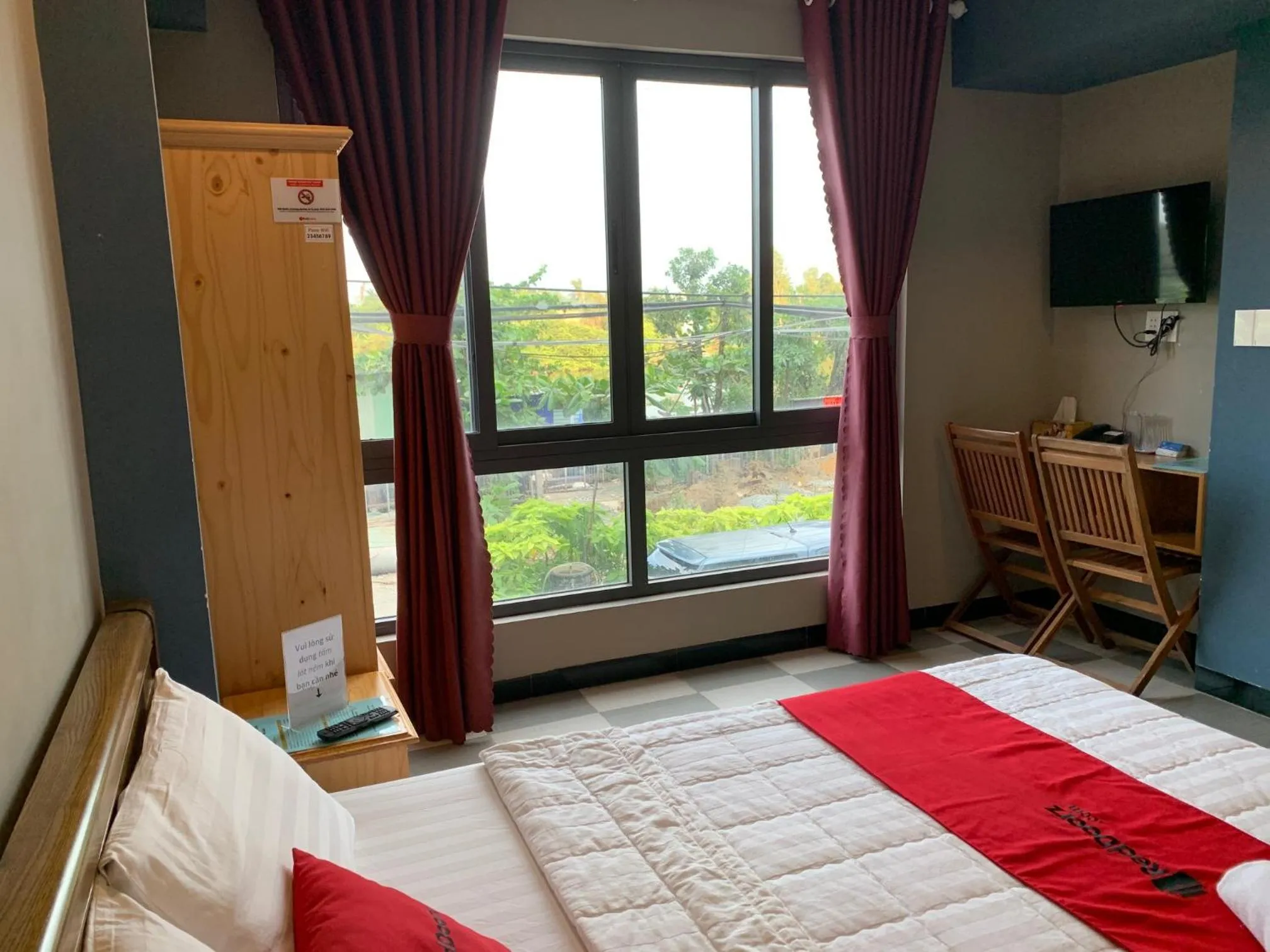 River view, Bed in Bờ Sông Hotel