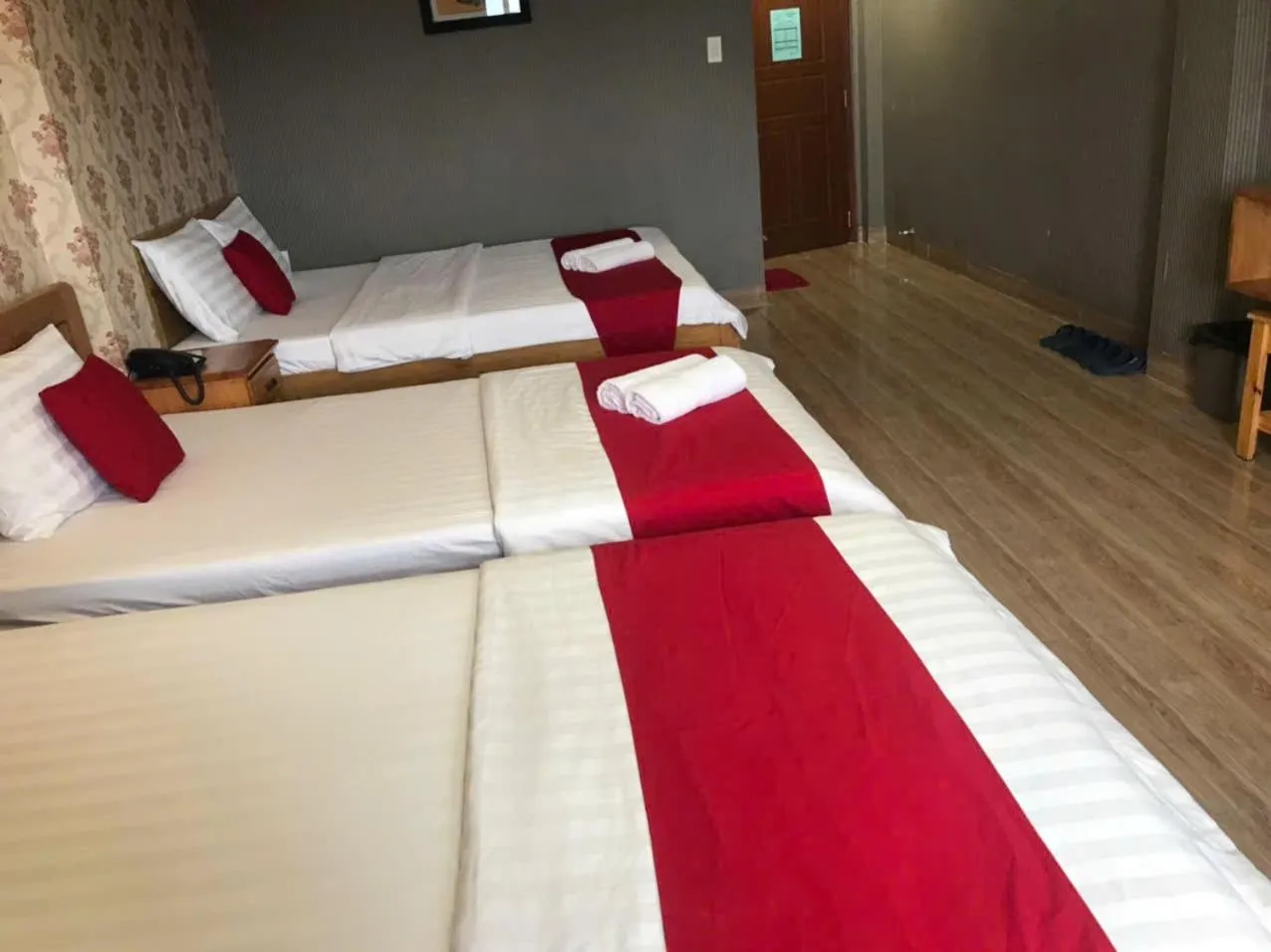 Bed in Bờ Sông Hotel