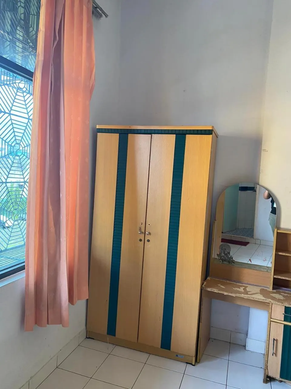 TV and multimedia in Bulusaraung Homestay Makassar