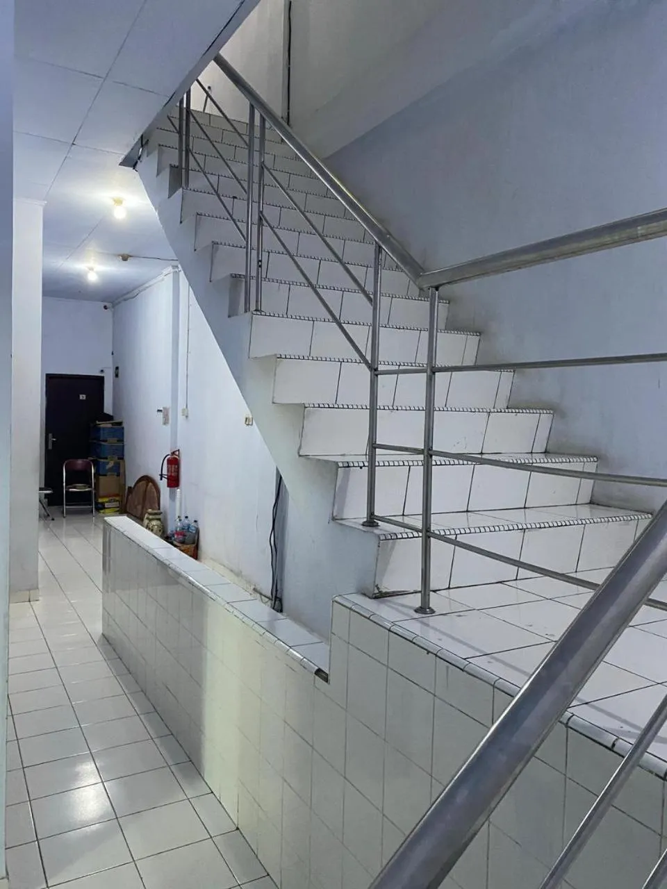 Lobby or reception in Bulusaraung Homestay Makassar