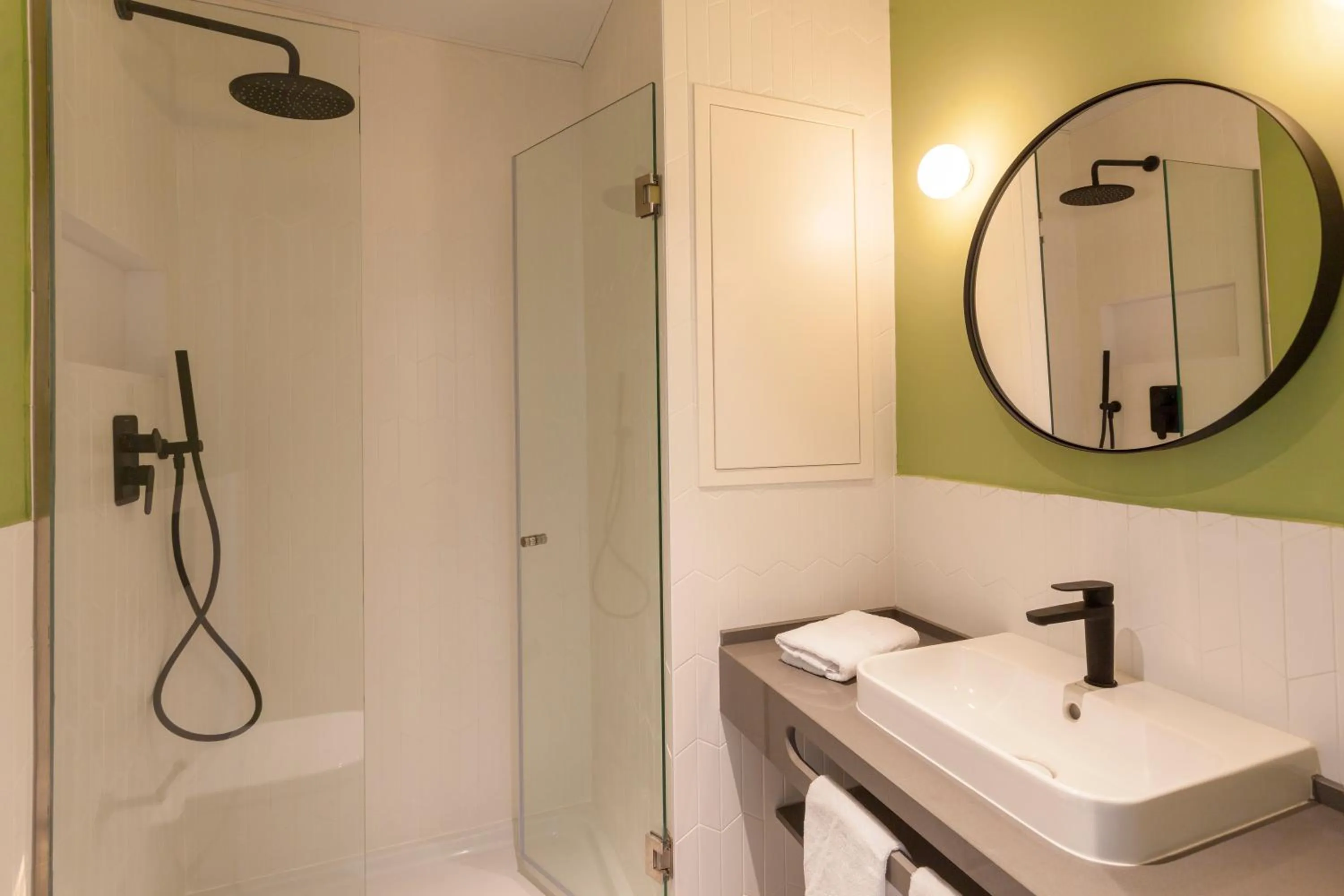 Toilet in Apartamentos Málaga Premium - Calle Granada