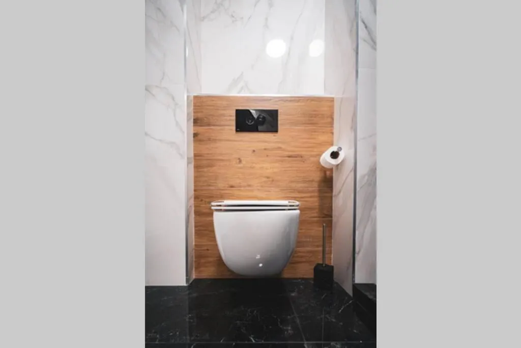 Toilet in Briana Luxury Panoramic View