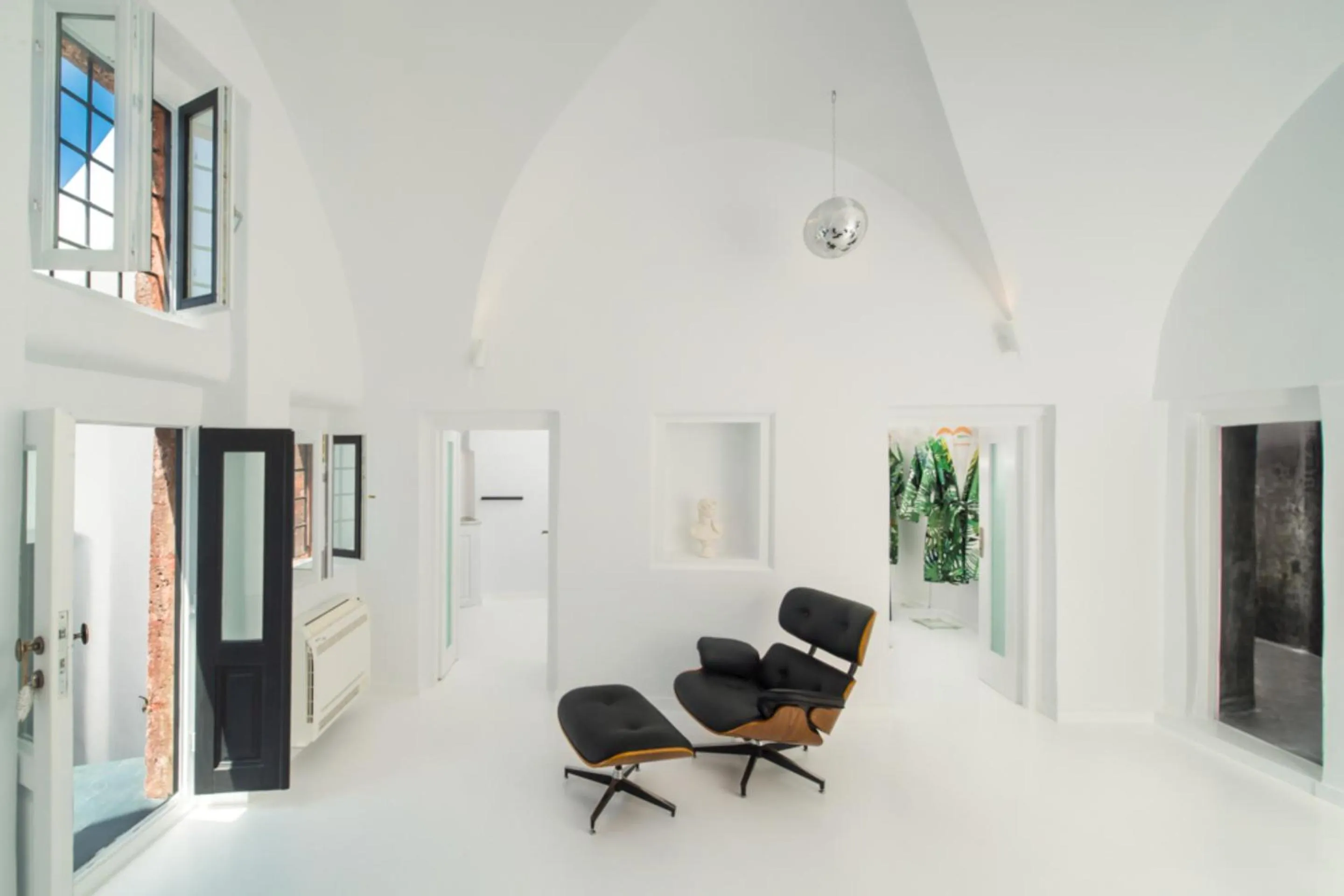 Seating area in Sophia Privilege