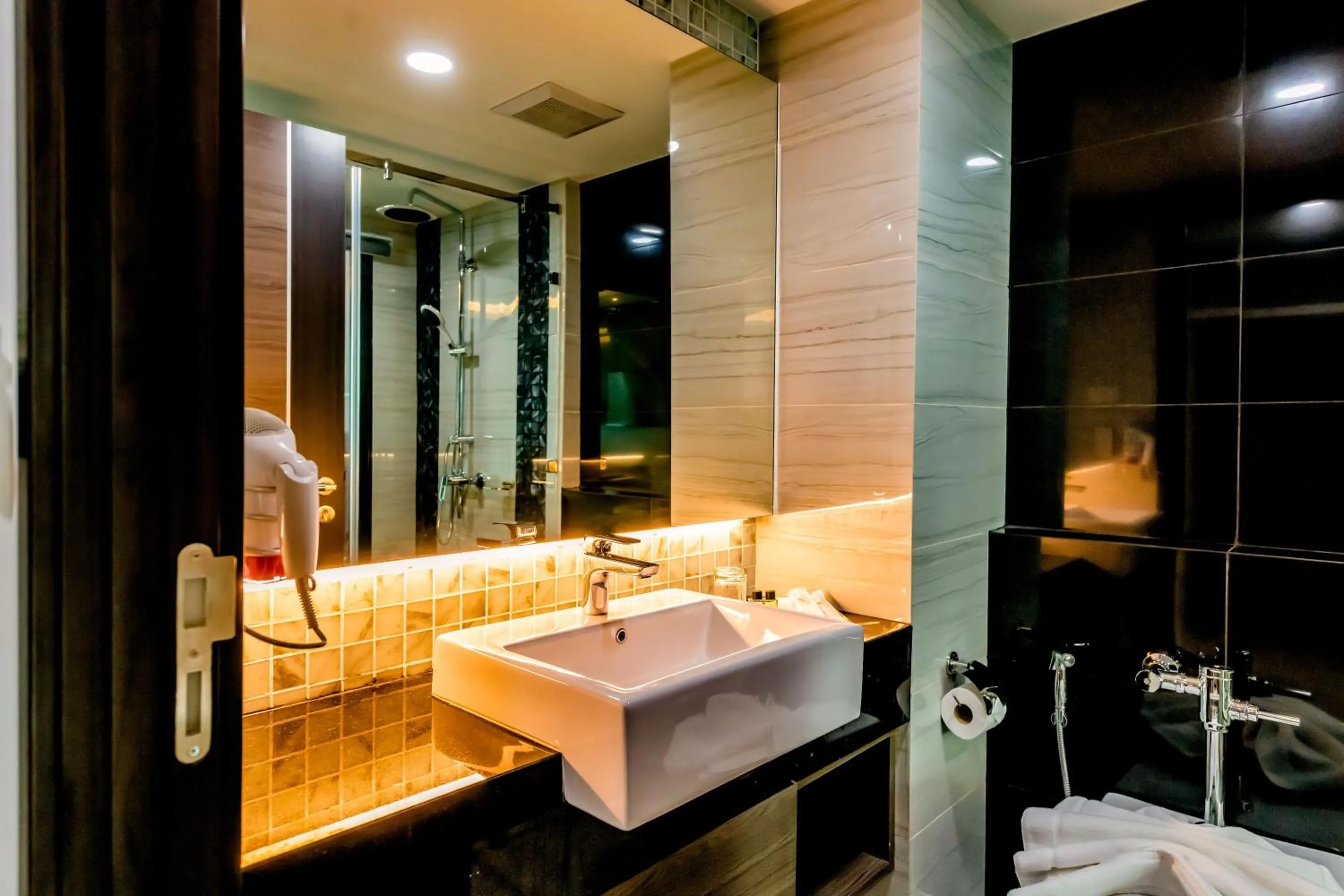 The Proud Hotel Pattaya - SHA Certified