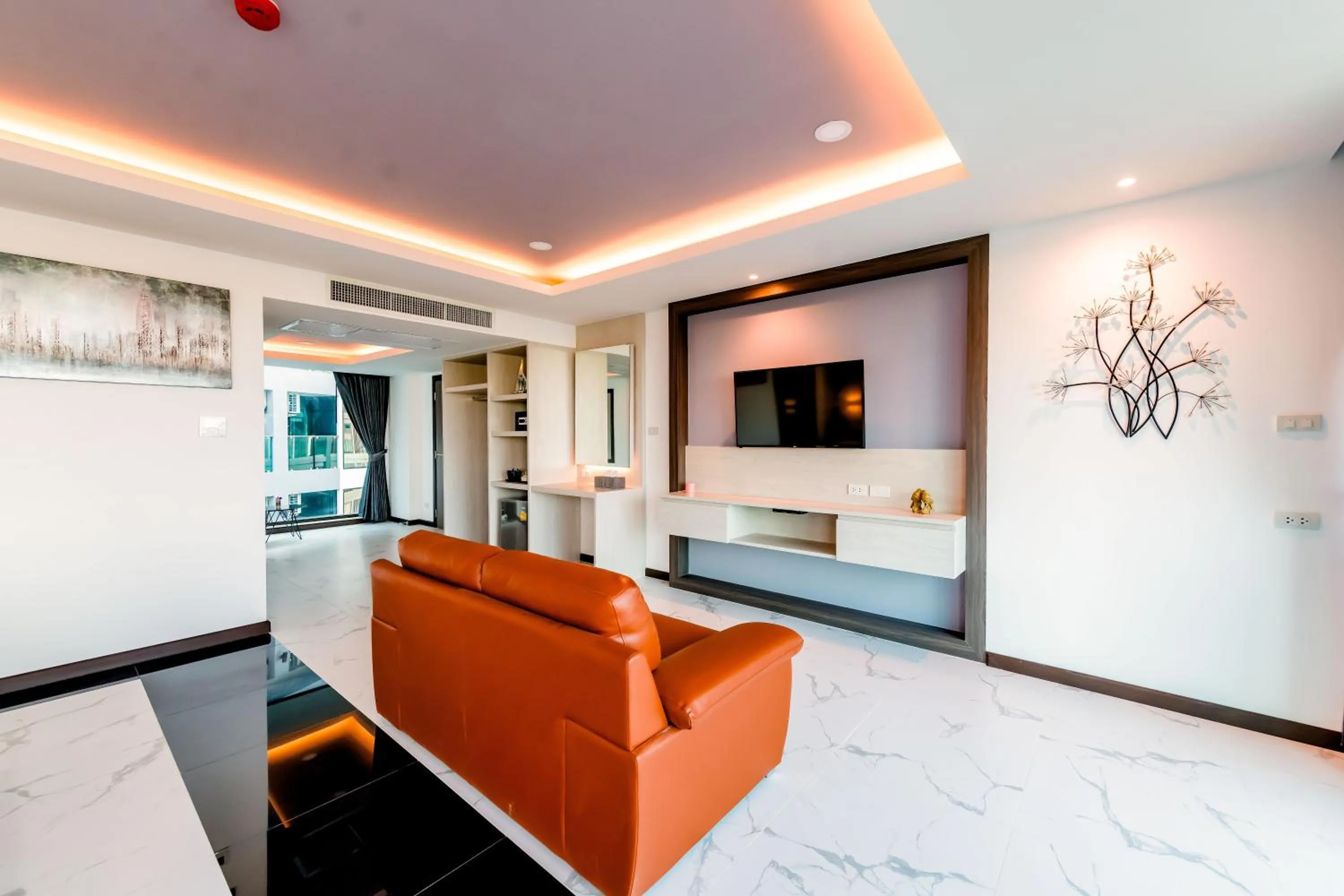 The Proud Hotel Pattaya - SHA Certified