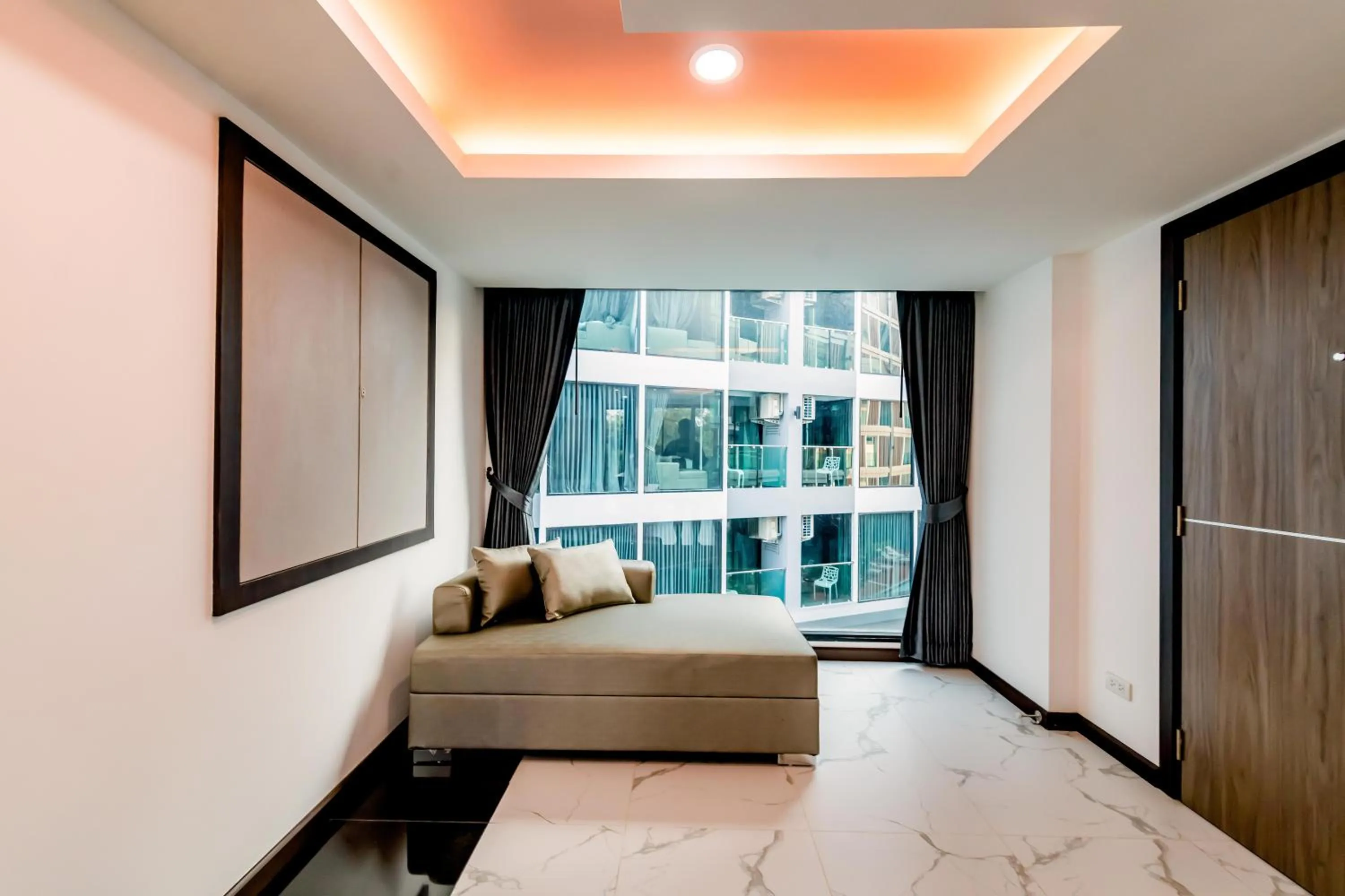 The Proud Hotel Pattaya - SHA Certified