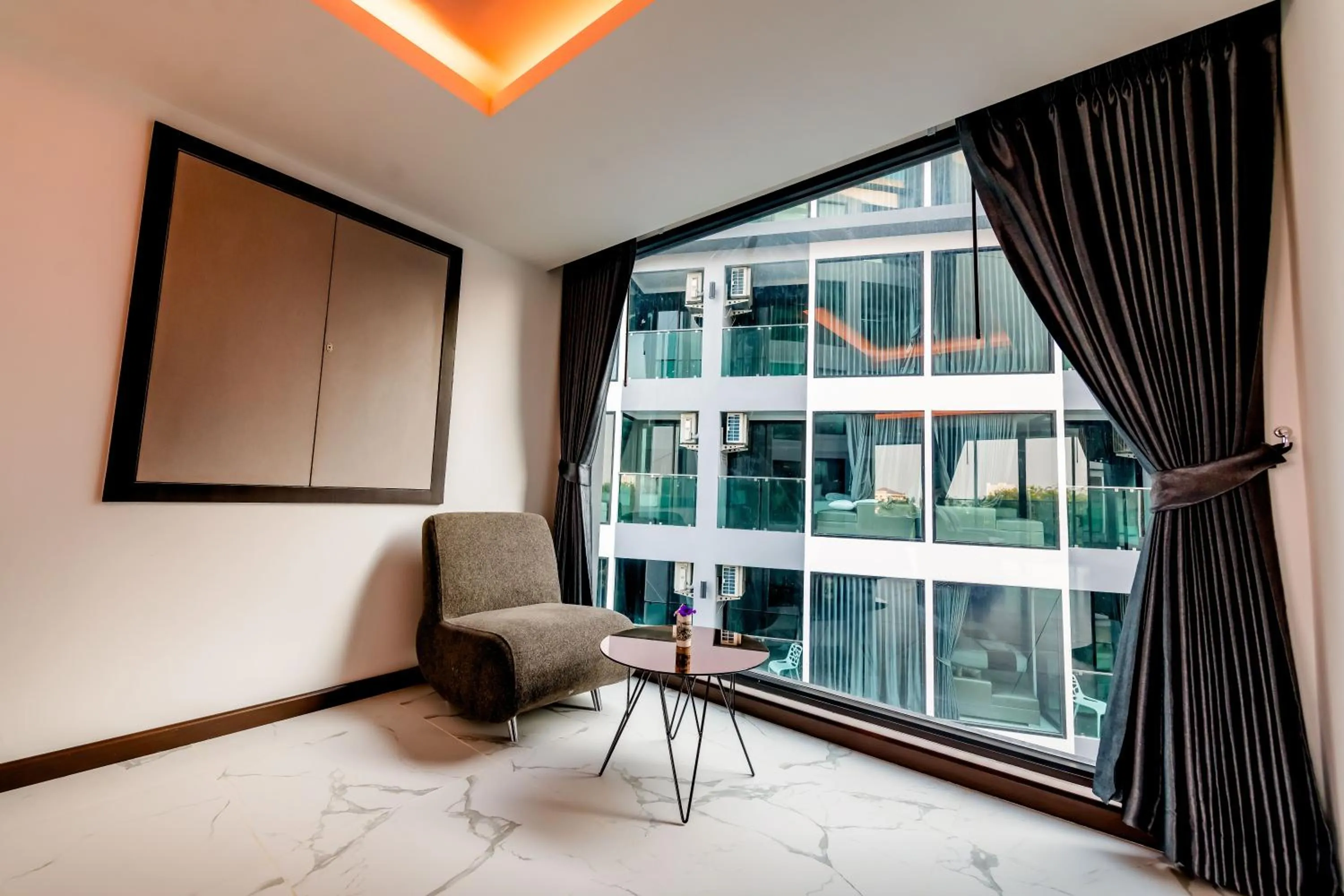 The Proud Hotel Pattaya - SHA Certified