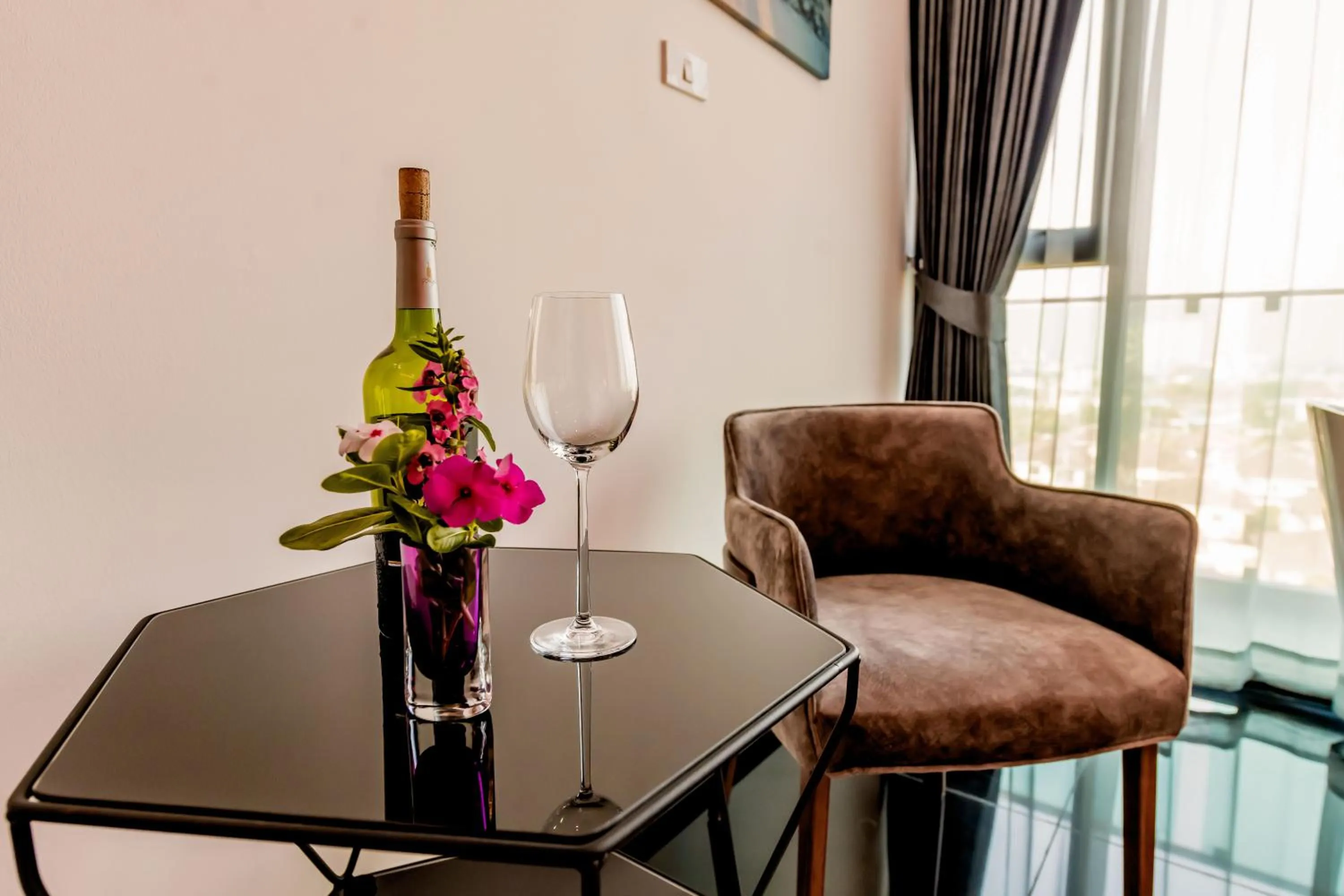 The Proud Hotel Pattaya - SHA Certified